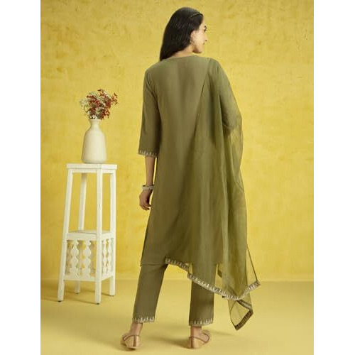 Kaari Rayon Staple 3 PCS Women Kurta Set (KAAAW24WSKD-82020_Mehendi Green_L)