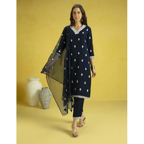 Kaari Rayon Staple 3 PCS Women Kurta Set (KAAAW24WSKD-82024_Indigo Navy _M)