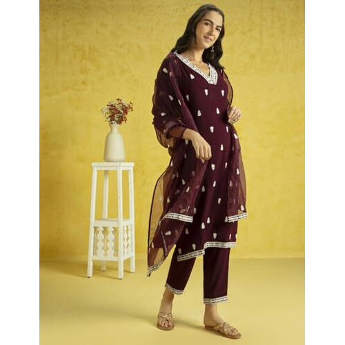Kaari Rayon Staple 3 PCS Women Kurta Set (KAAAW24WSKD-82024_Royal Maroon _XL)