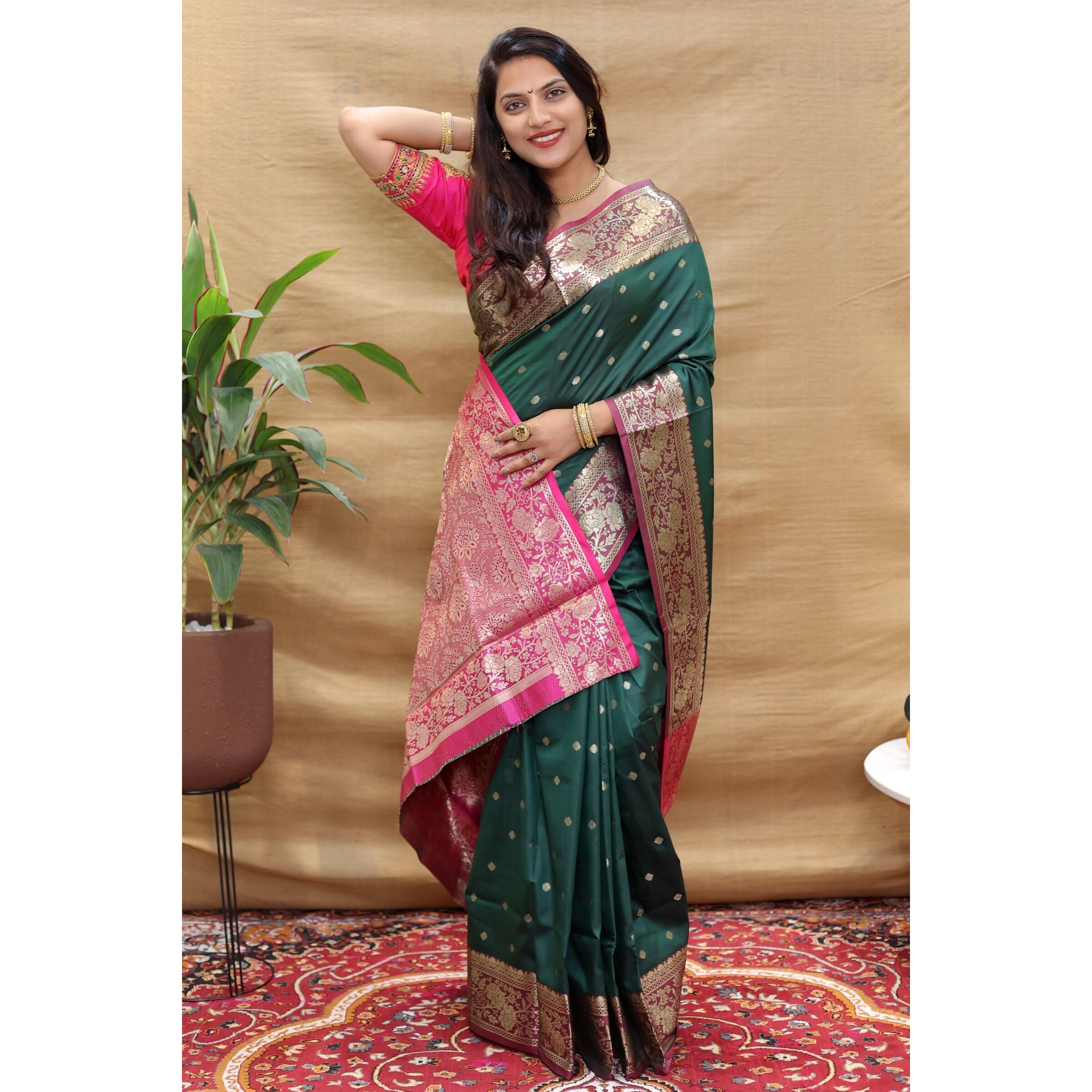 AMIRAT Womens Banarasi Saree Soft new ladies 2024 Design Wear Pattu Sarees Latest Cotton Party Sari collections With Blouse Piece for Wedding sadi (Green)