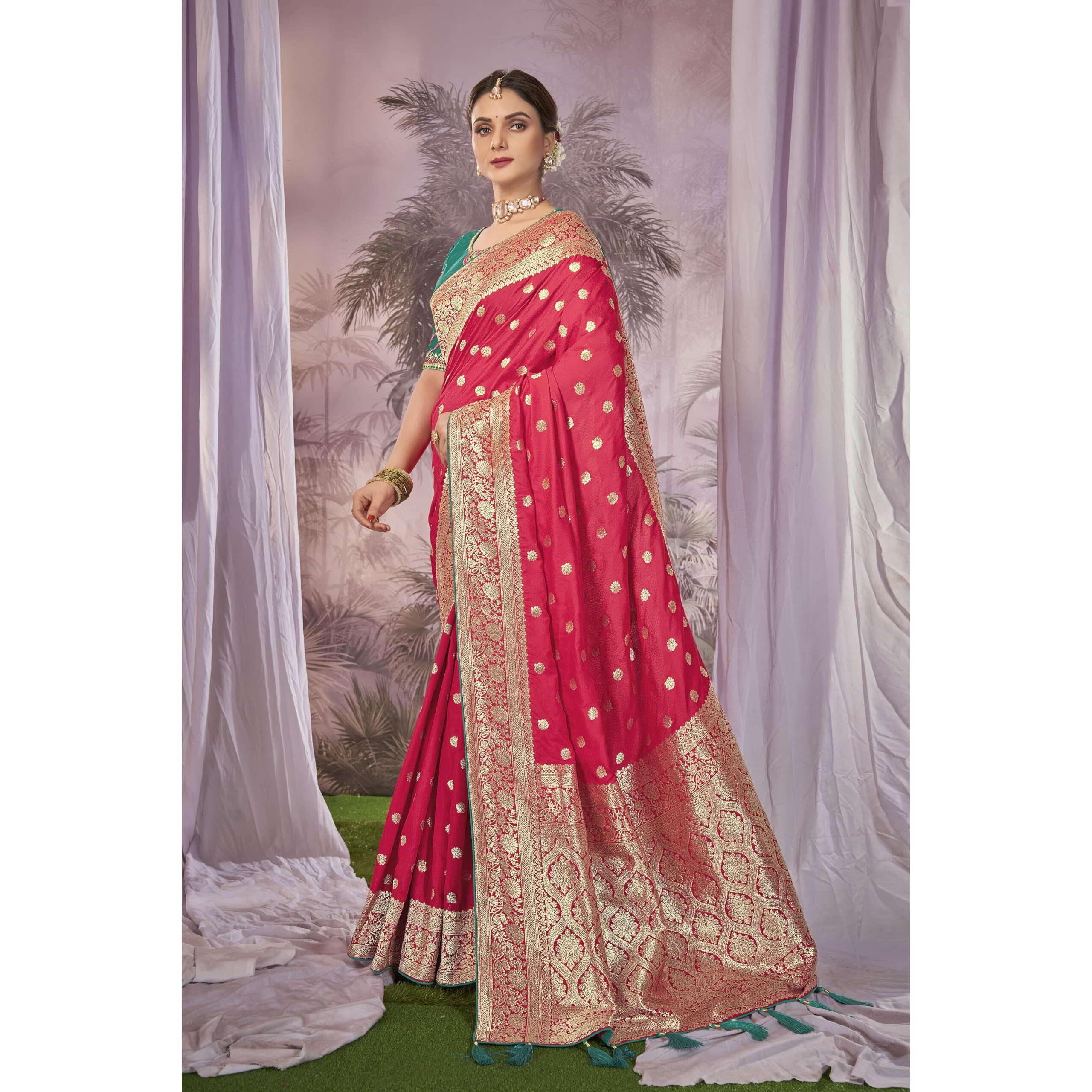 MANOHARI Banarasi Silk Woven Women, Pink Saree With Heavy Embroidery Blouse Piece_Mn1903