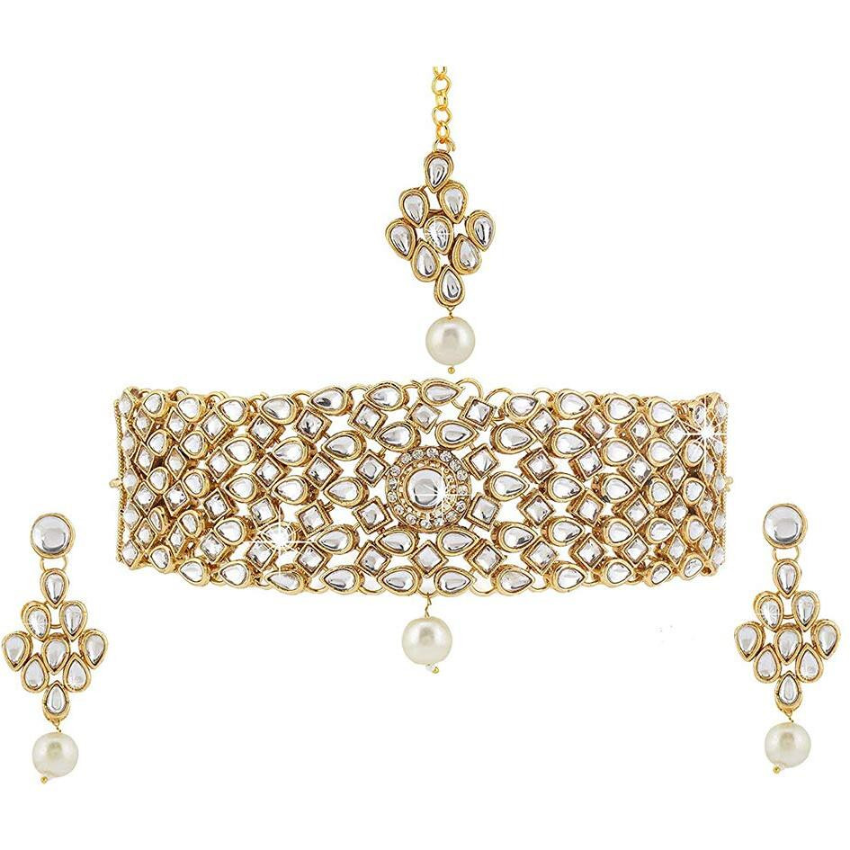 Yellow Chimes Kundan Studded Gold Plated Designer Choker Ethnic Traditional Choker Necklace Set With Maang Tikka Dangle Earrings by Yellow Chimes Gold Plated and Pearl Jewellery Set for Women (Golden)