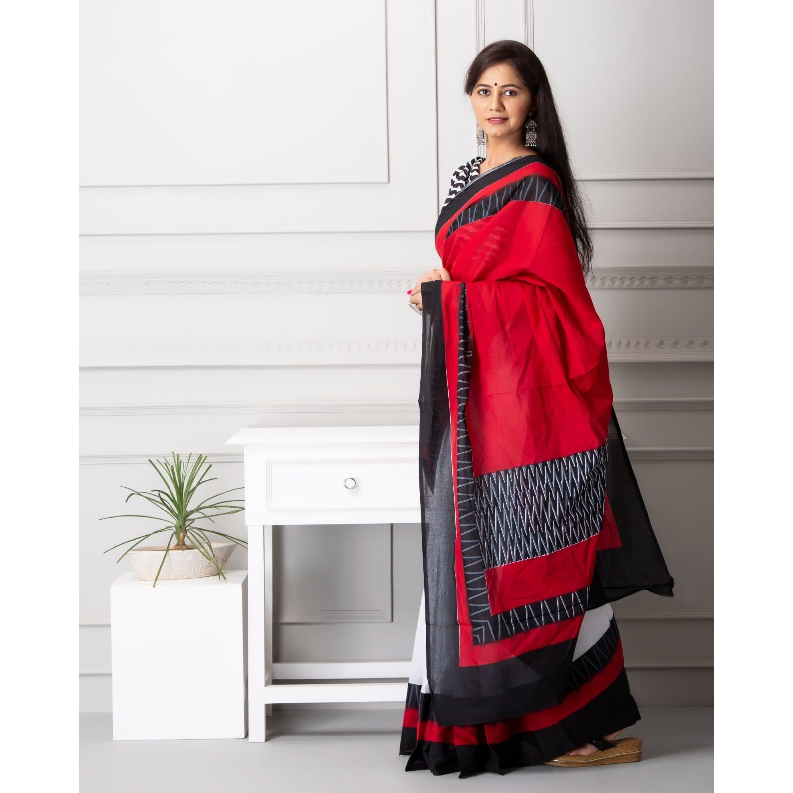 JALTHER Handicrafts Womens Ikat Hand Block Print Jaipuri Cotton Mulmul Saree Zari Border with Blouse Piece -WhiteRed_5