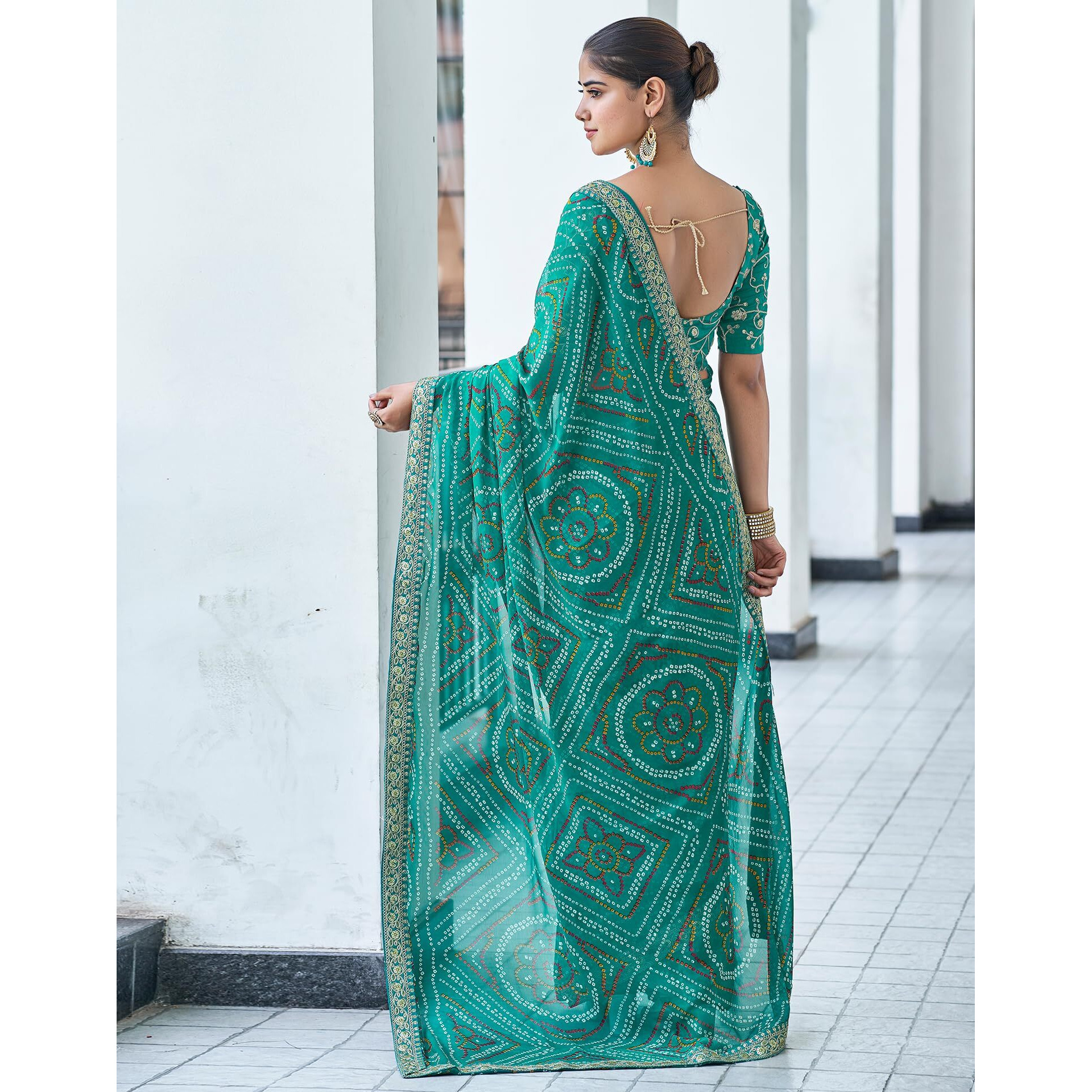 SIRIL Womens Georgette Bandhani Printed Saree With Unstitched Blouse Piece (3667S2548_Turquoise1)
