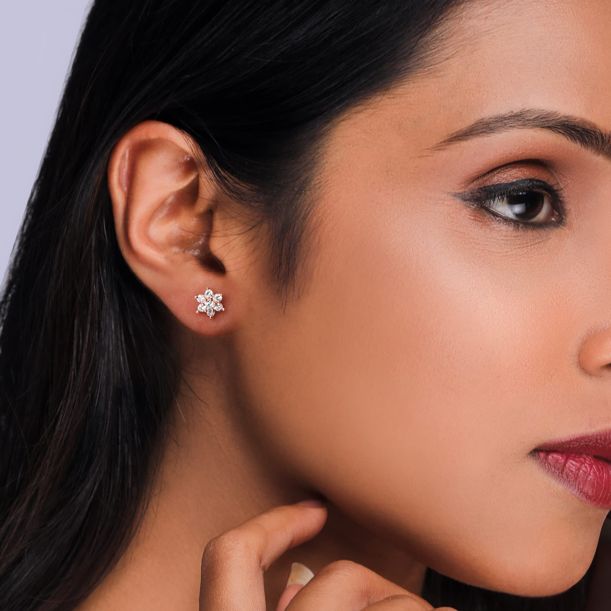 GIVA 925 Silver Rose Gold Shining Flower Studs|Gifts For Girlfriend,Rakhi Rakshabandhan Gift For Sister Bhabhi,Gifts For Women & Girls|With Certificate Of Authenticity And 925 Stamp|6 Month Warranty*