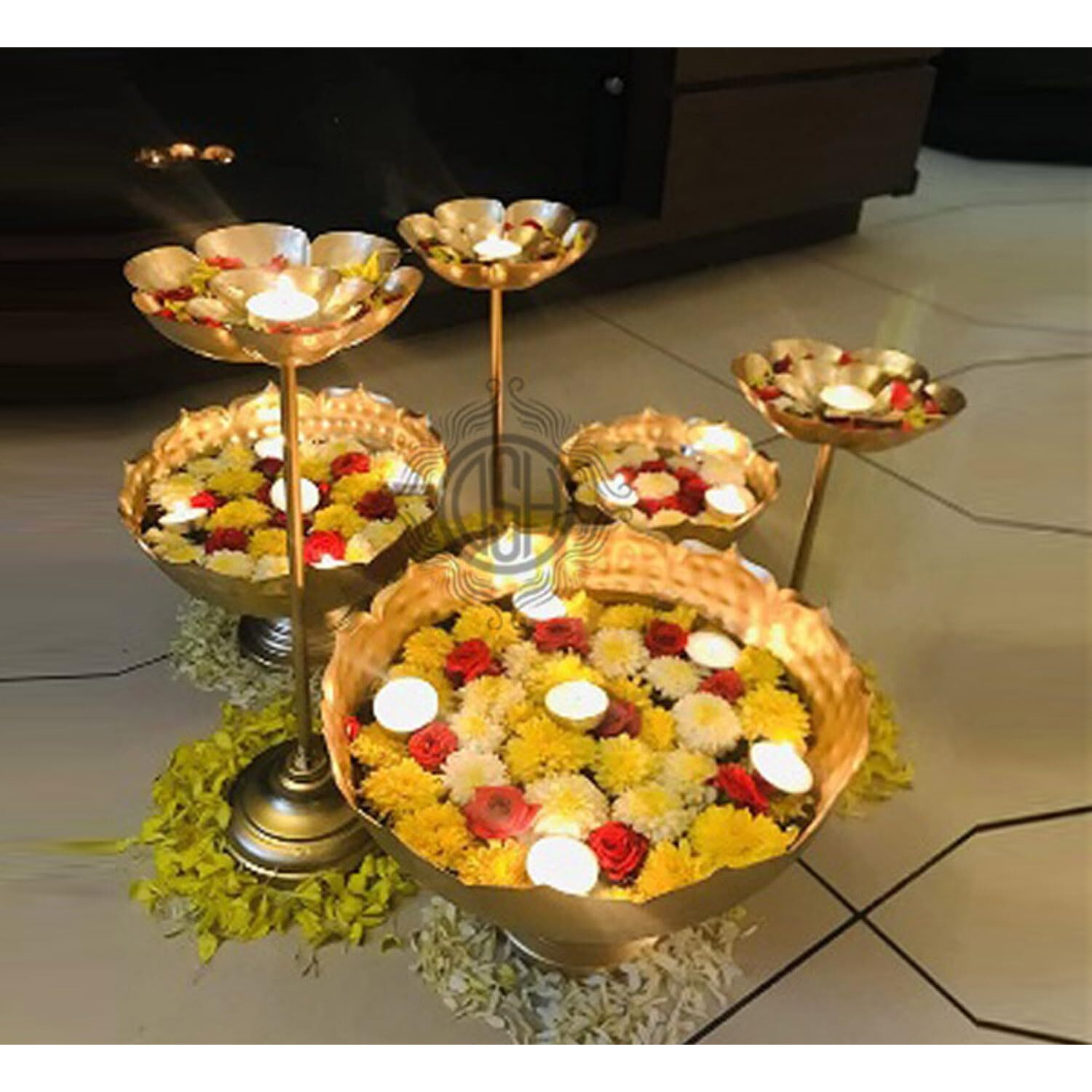 DSH Decorative Urli Bowl with Tealight Holder Stand Set of 3 for Decoration Floating Diya Stand Home Decor Decorative Showpiece. (Taj urli Set)