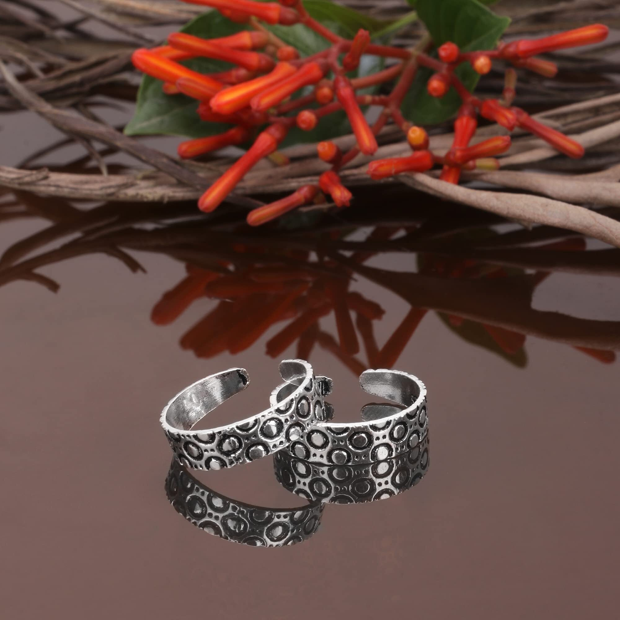 Silver Chest 925 Sterling Silver Toe Ring Pair For Women  Oxidized Band with small black circle design