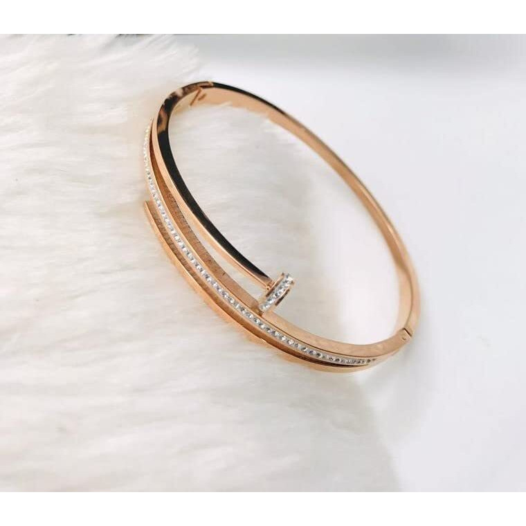Glamlife Anti Tarnish Studded Cuff Nail Design Bracelet For Women and Girls, Stylish Bracelet Gift for Girls and Women (Rose Gold, 26)