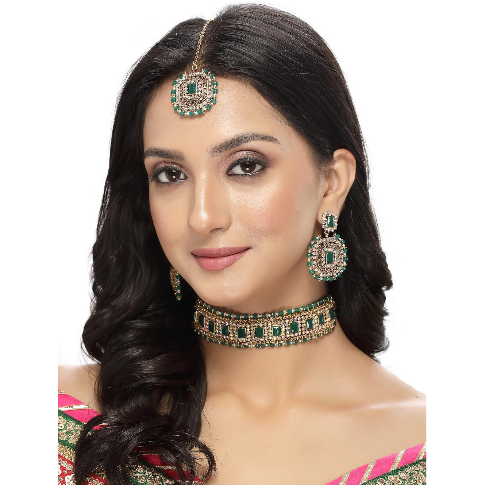Sukkhi Decent Traditional Green Kundan & Beads Choker Necklace Set With Earring And Maangtika | Jewellery Set For Women (NS105591)