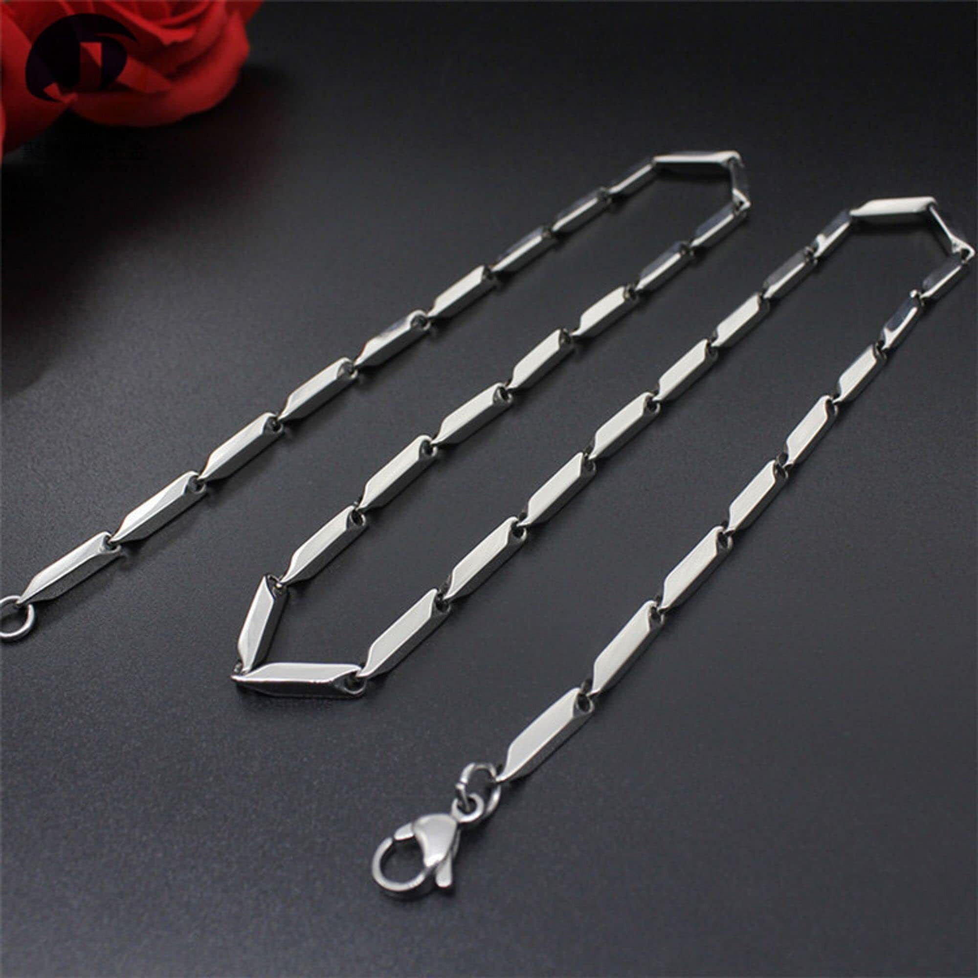Fashion Frill Exclusive Silver Necklace Chain Bracelet Silver Plated Stainless Steel Chain Style Silver Bracelet For Men Boys Mens Bracelets 8.5 Inches (Contemporary)