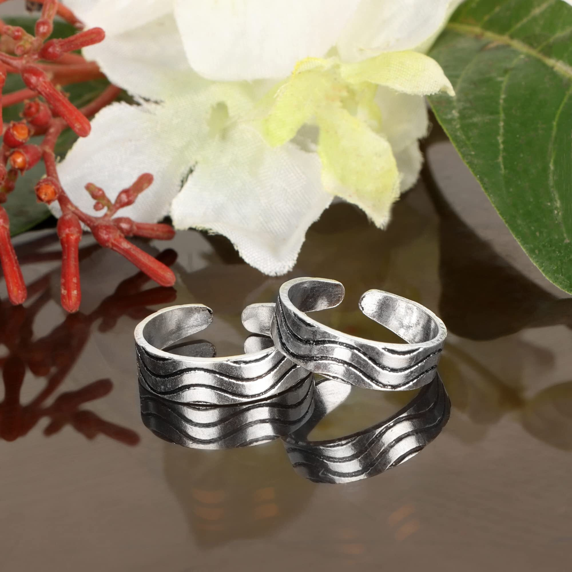 Silver Chest 925 Silver Toe Rings for Women Stylish Silver Bands for Girls -Sterling Silver Plain Oxidised rings with 3D Self Designs