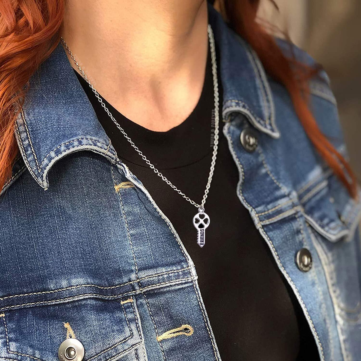 Young & Forever Gift Friendship Day Gifts Special Necklace For 2 Best Friend Couple Gift For 2 Matching Heart Best Friends Forever Key To Heart Pendant For Women