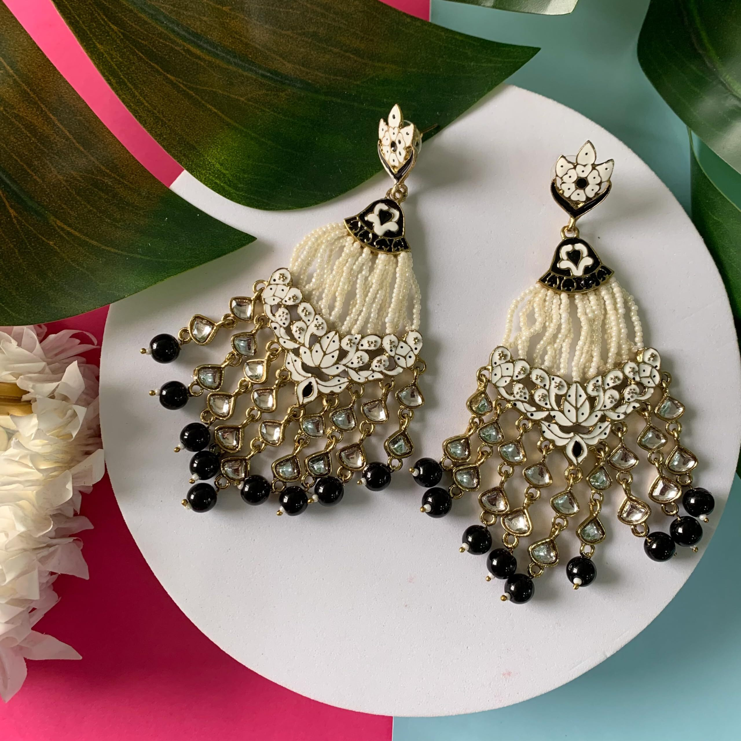 I Jewels 18K Gold Plated Womens Traditional Handcrafted Meena Work Earring Glided With Kundan & Pearls (E2792, Black)