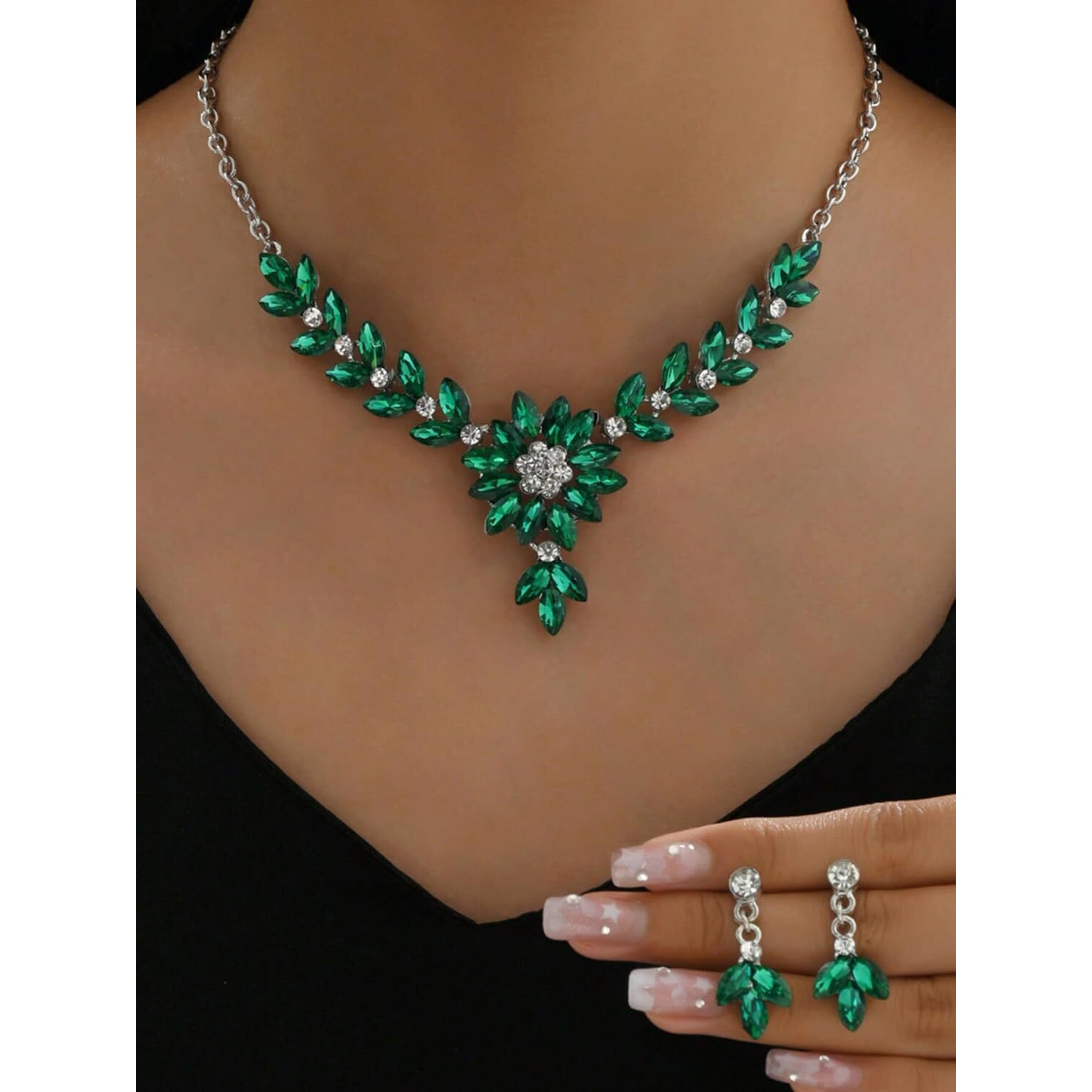 Shining Diva Fashion Latest Stylish Design Fancy Crystal Diamond Necklace Jewellery Set for Women (15217s)