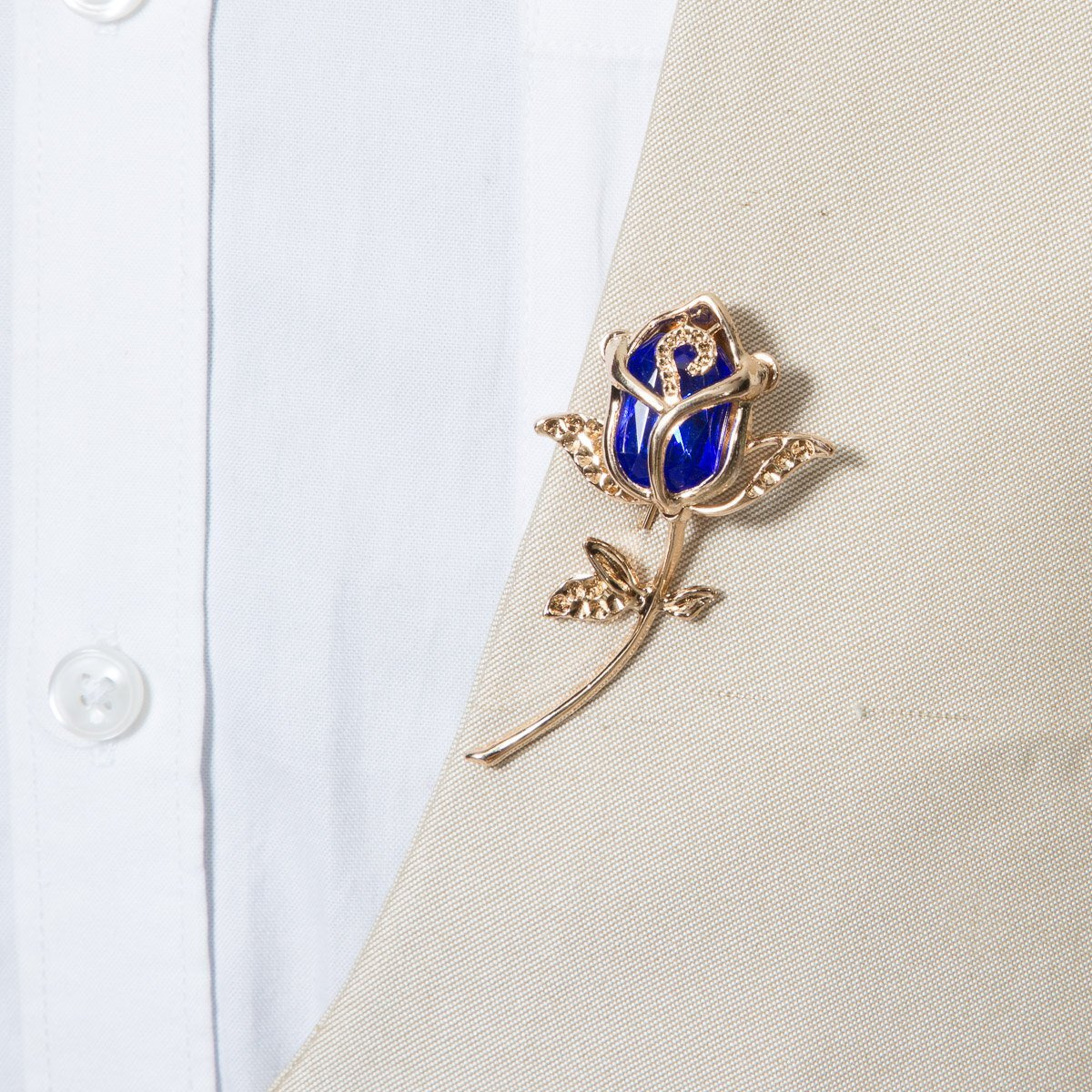 To The Nines Mens lapel Pin - Blue