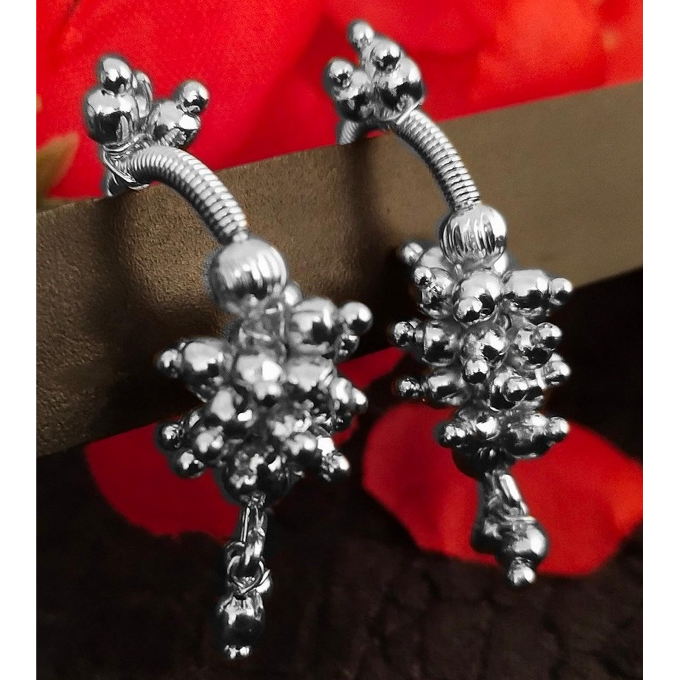 VAMA FASHIONS Traditional Maharashtrian Style Clip on Pressing Bugdi Upper Earring Ear Cuff For Women & Girls (Silver Upper Earrings)