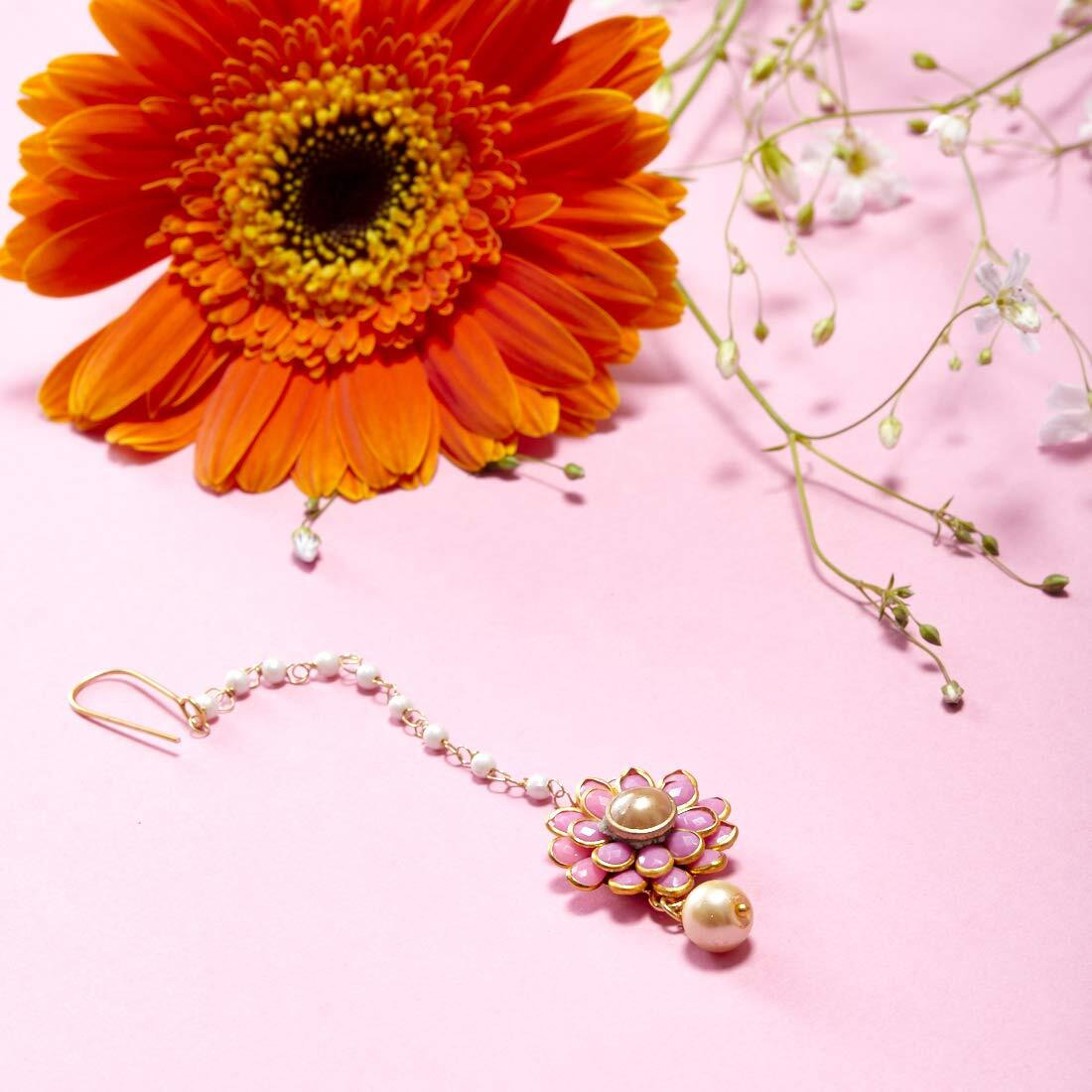 Zeneme Jewellery Flower Style Exclusive Cute Gold Plated Maang Tikka (Pink)