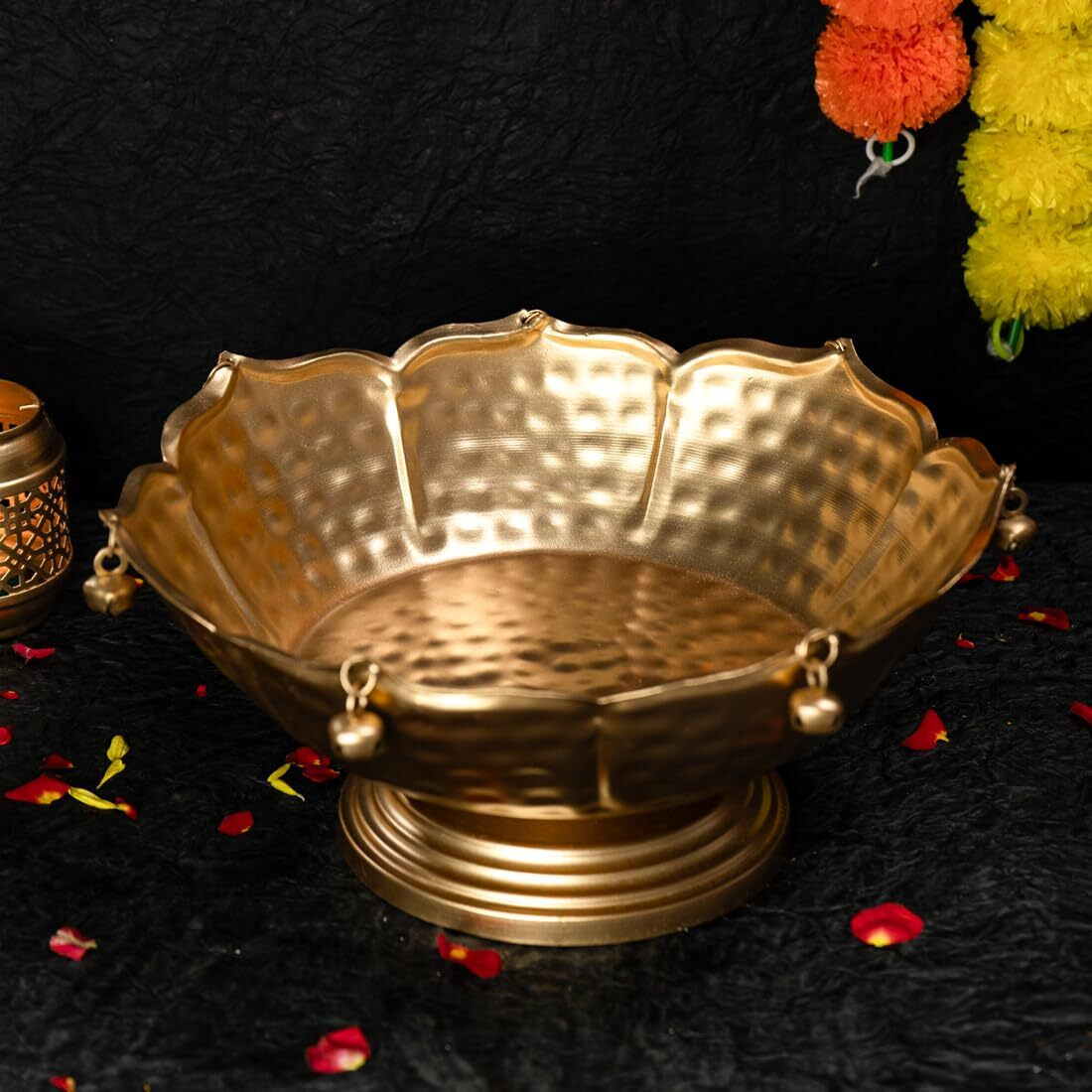 Ekhasa Urli Bowl for Home Decor & Table Decoration | Floating Flowers, Tealight Candles Water Bowl for Diwali Pooja and Other Festivals | Gift for House Warming Ceremony (Medium)