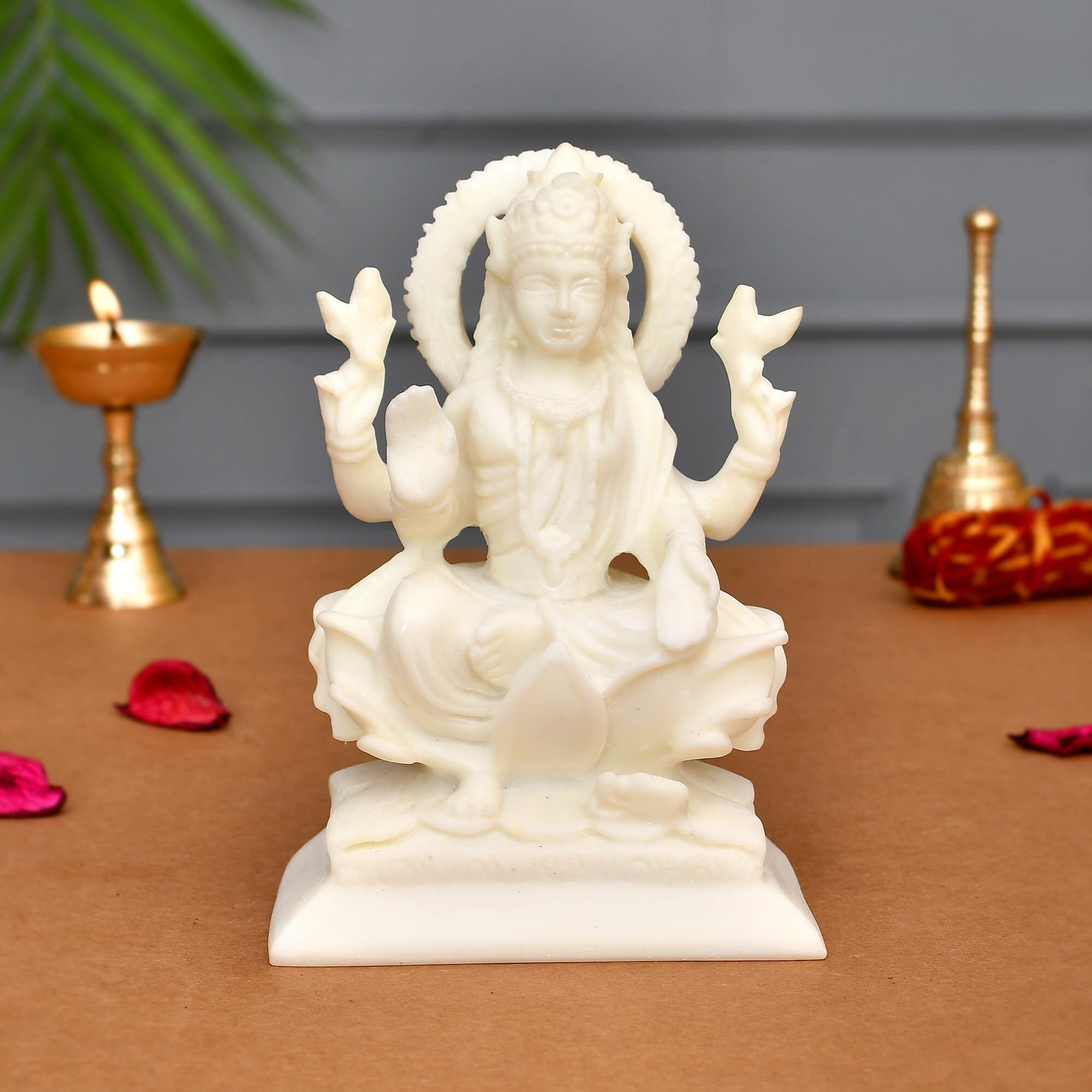 CraftVatika Goddess Lakshmi Laxmi Idol Murti Statue Showpiece for Home Pooja Room Mandir Temple Diwali Decoration items Gifts for Family Friends Mother Father Sister Brother