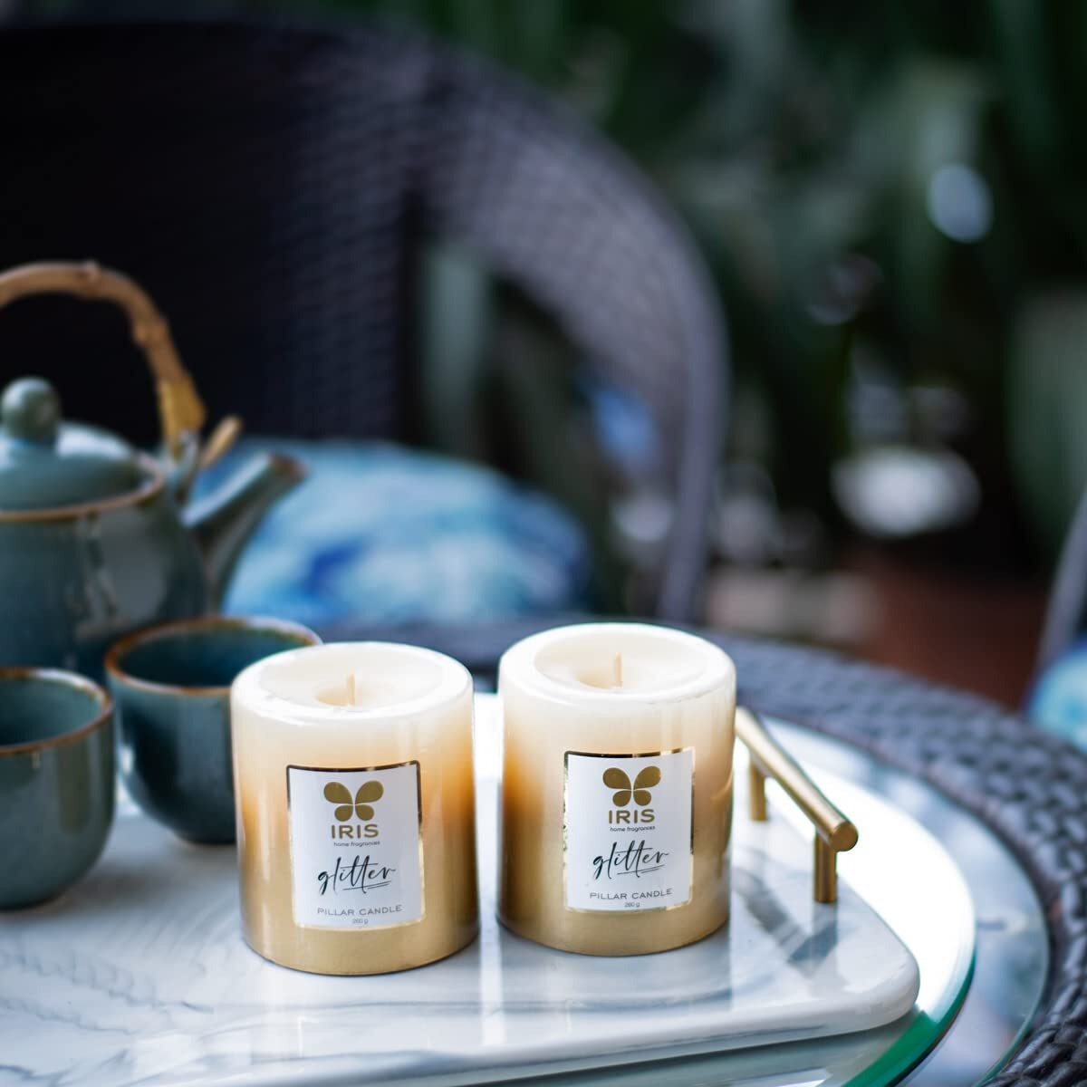 IRIS Gold Lacquered Pillar Candle