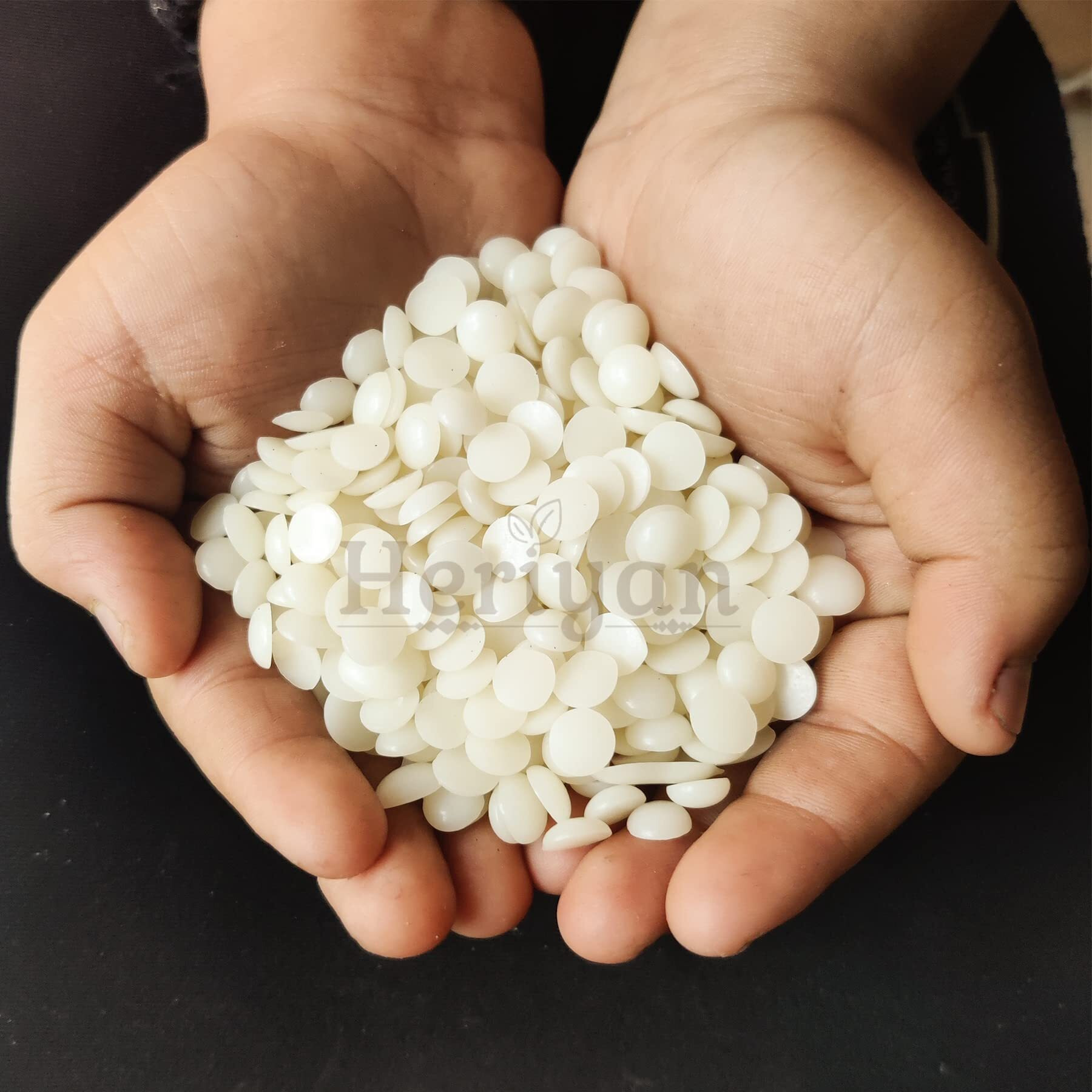 Heriyan Soy Wax for Candle Making SOYA Wax 100% Pure and Natural Candle Wax (250, Soy Wax Beads 464)