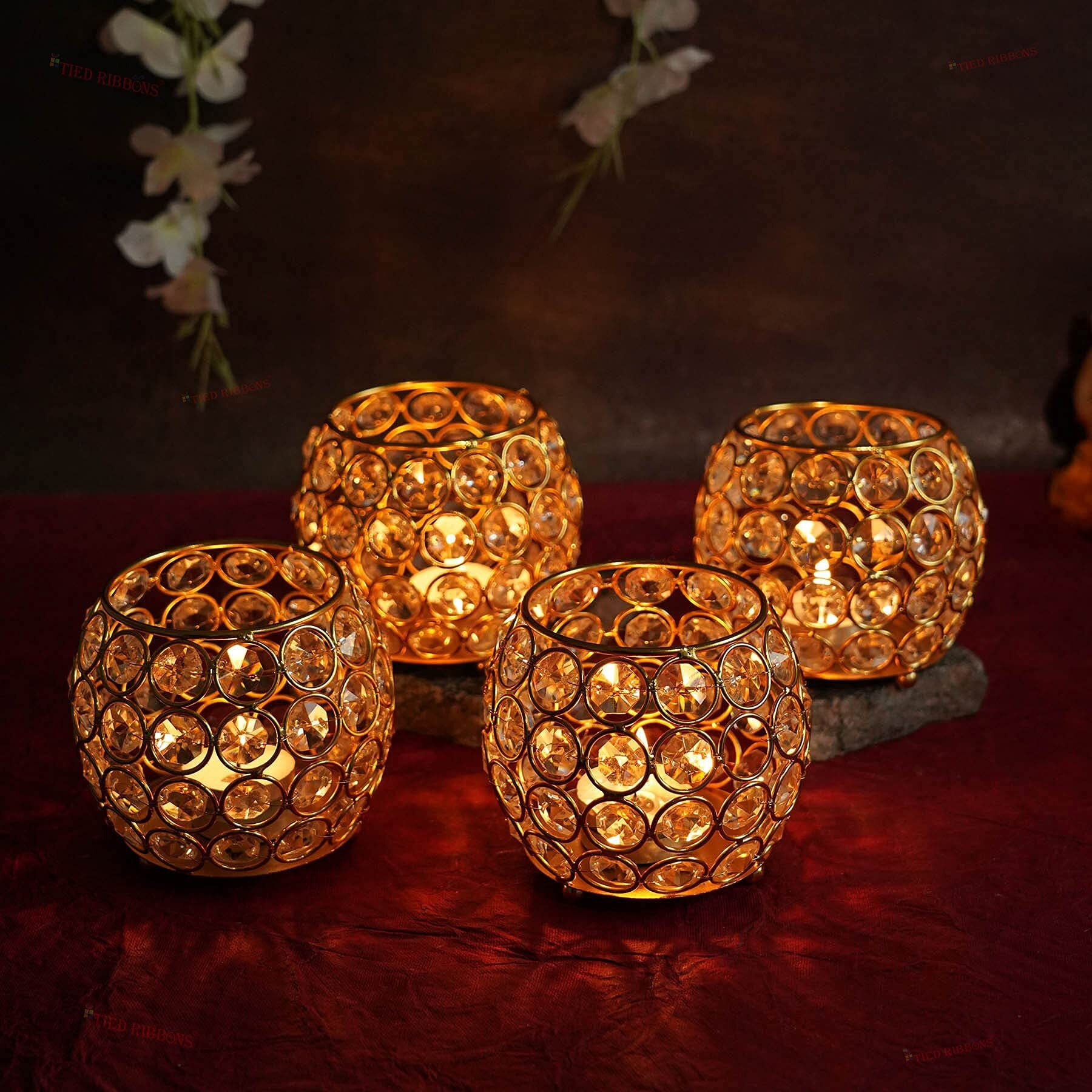 TIED RIBBONS Pack Of 4 Crystal Tealight Candle Holder Centerpieces Votive Candle Holders For Dining Table - Christmas Decorations Items For Home Decor Office Xmas Gifts (7 Cm X 7 Cm), Gold