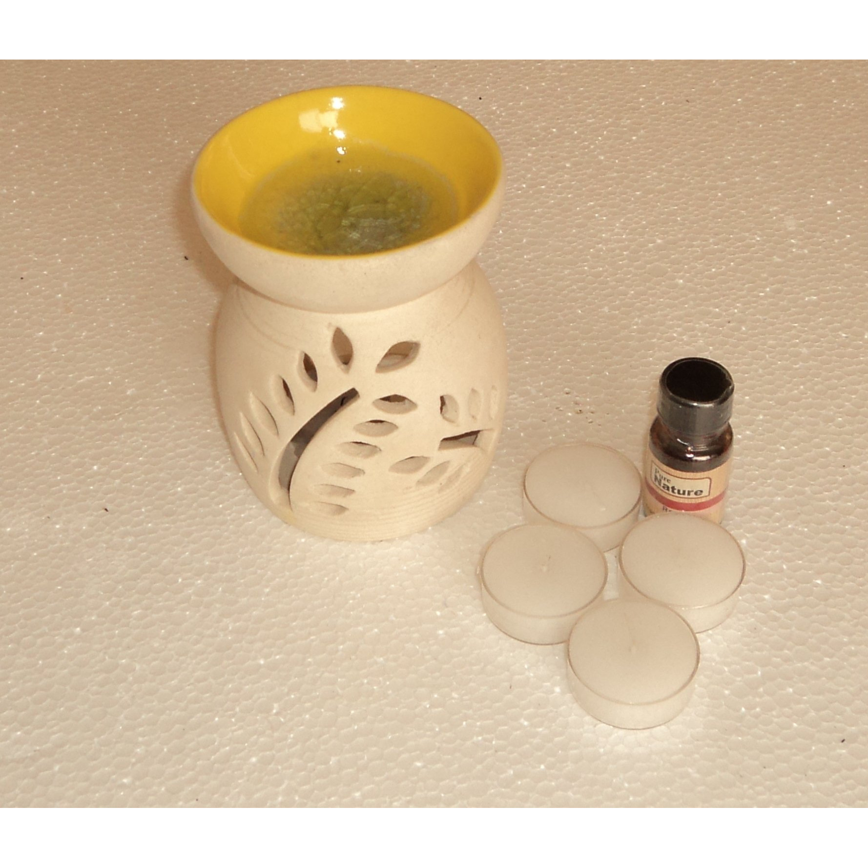 Pure Source India Ceramic Aroma with top Bowl Yellow Color Burner and 10 ML Sandalwood Aroma Oil Plus 4 Tea Light Candle