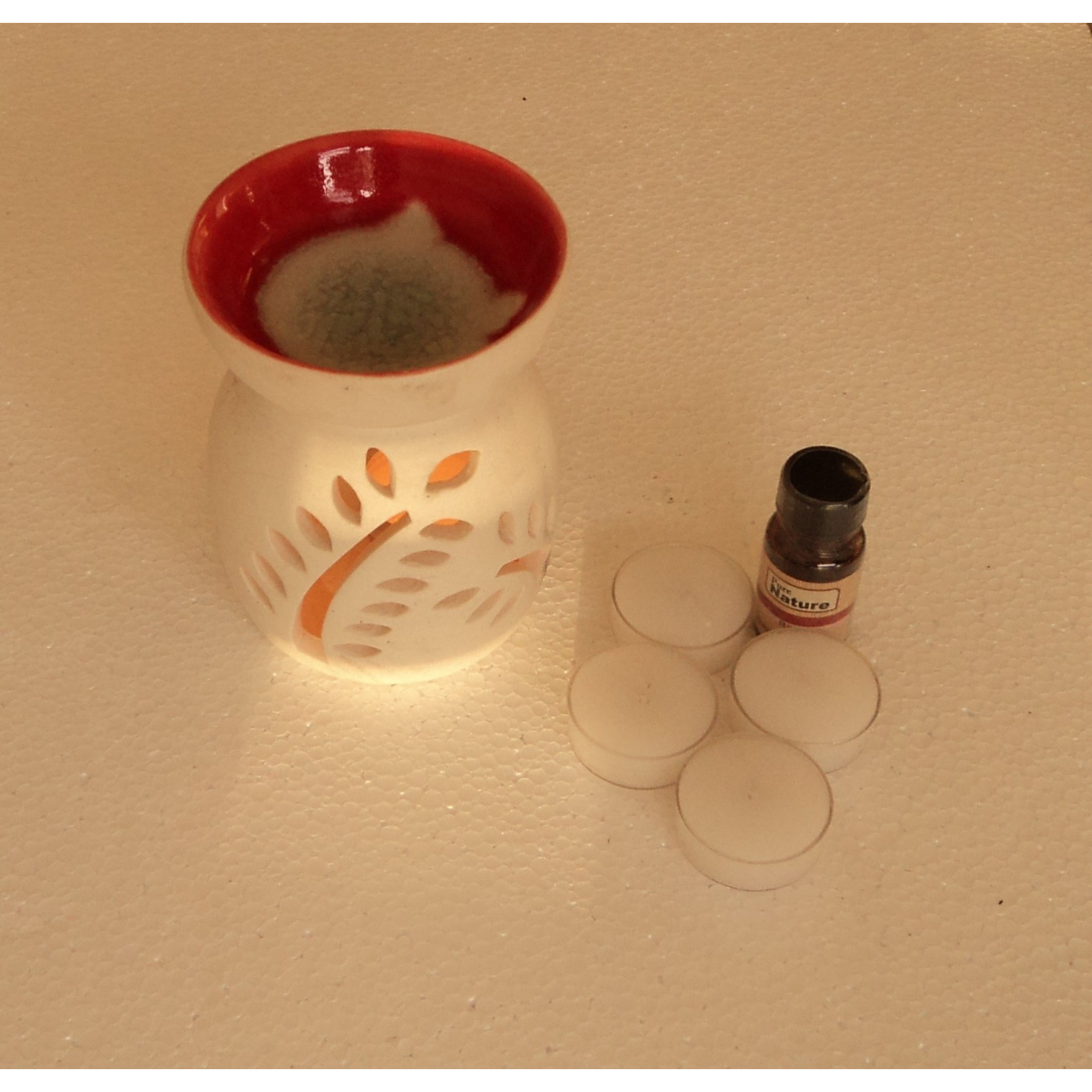 Pure Source India Ceramic Aroma with 10 ML Rose Aroma Oil Plus 4 Tea Light Candle