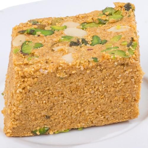 SAHU GAJAK BHANDAR Til Barfi Gajjak Sweets 500g Winter Special Gazak | Sesame Mithai | Tilli Ki Burfi | Gachak | Gazzak | Festival Mitha | No Added Preservatives and Colours
