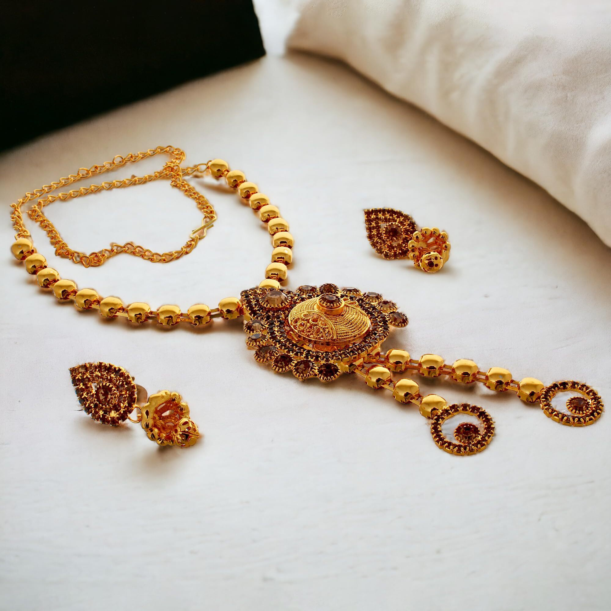 Lucky Jewellery Elegant boho Garba Gold Plated Jewelry Fancy Navratri Dandia Jewellery Set With Matching Earring For Girls & Women (314-A6SS-2809-LCT)