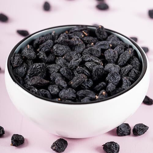 Urban Platter Seedless Black Afghan Raisins, 1Kg