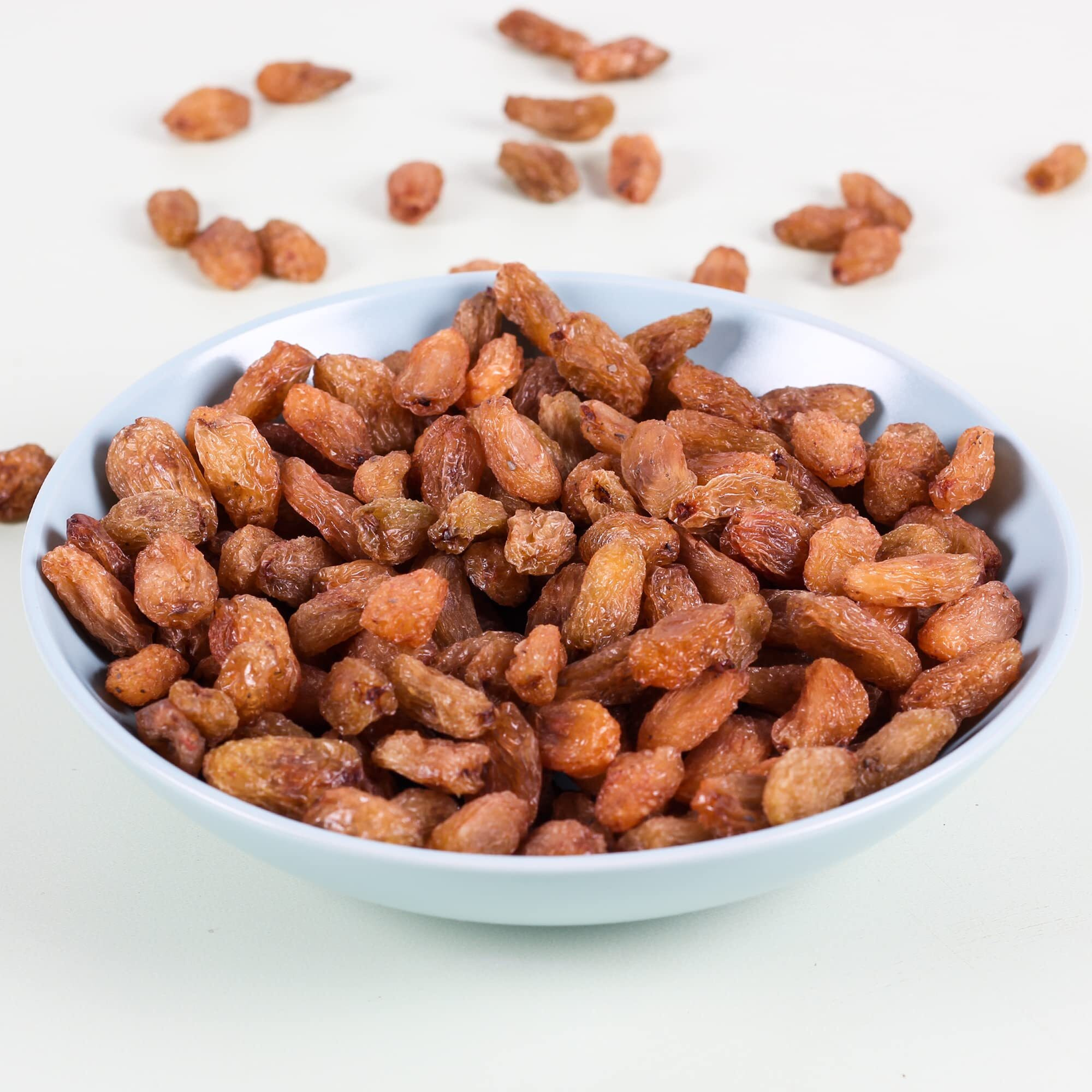 Urban Platter Afghan Munakka Raisins (Kishmish), 1Kg