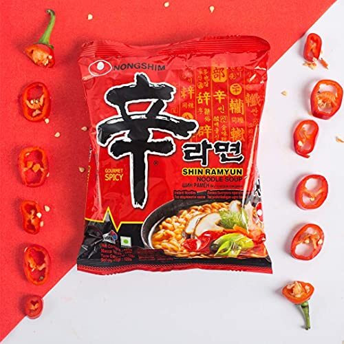 Nongshim Shin Ramyun Korean Style Spicy Noodle Soup Instant Noodles, 21.16 oz  600 g
