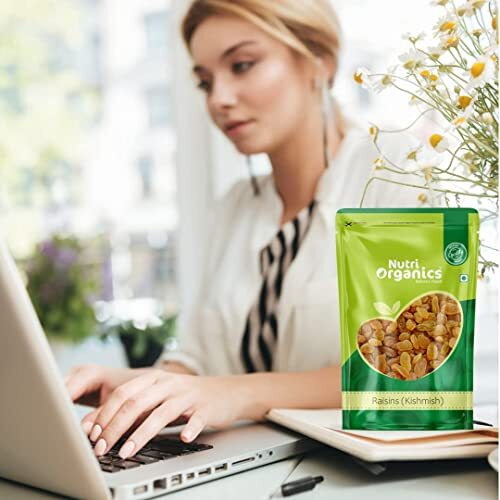 NutriOrganics Dry Fruits Premium Seedless Kishmish |Green Raisins Kismis |1kg pack