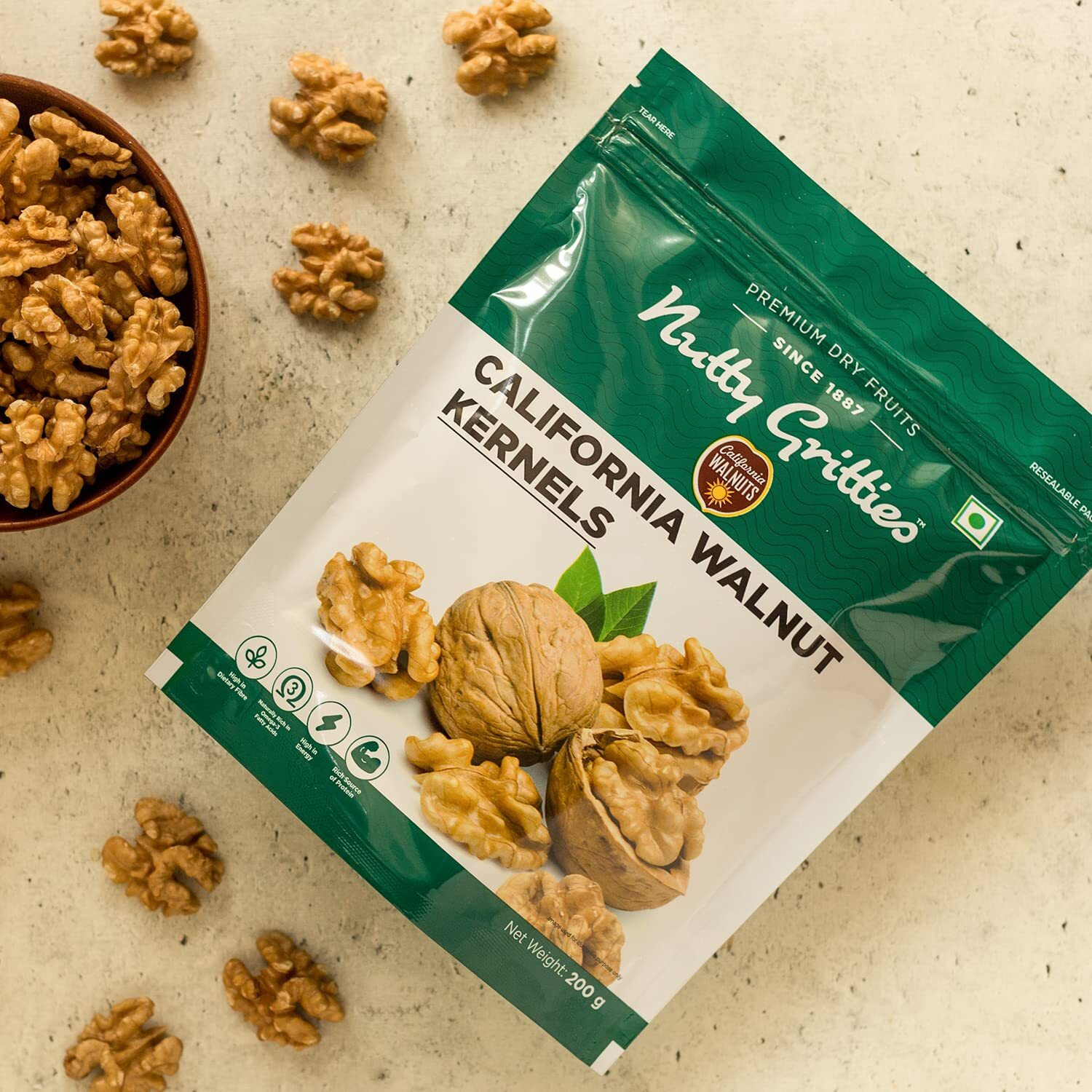 Nutty Gritties California Walnut Kernels 400g Without Shell, for Morning Consumption Dry Fruit, Omega-3 Rich (Walnut Kernels - 400g)