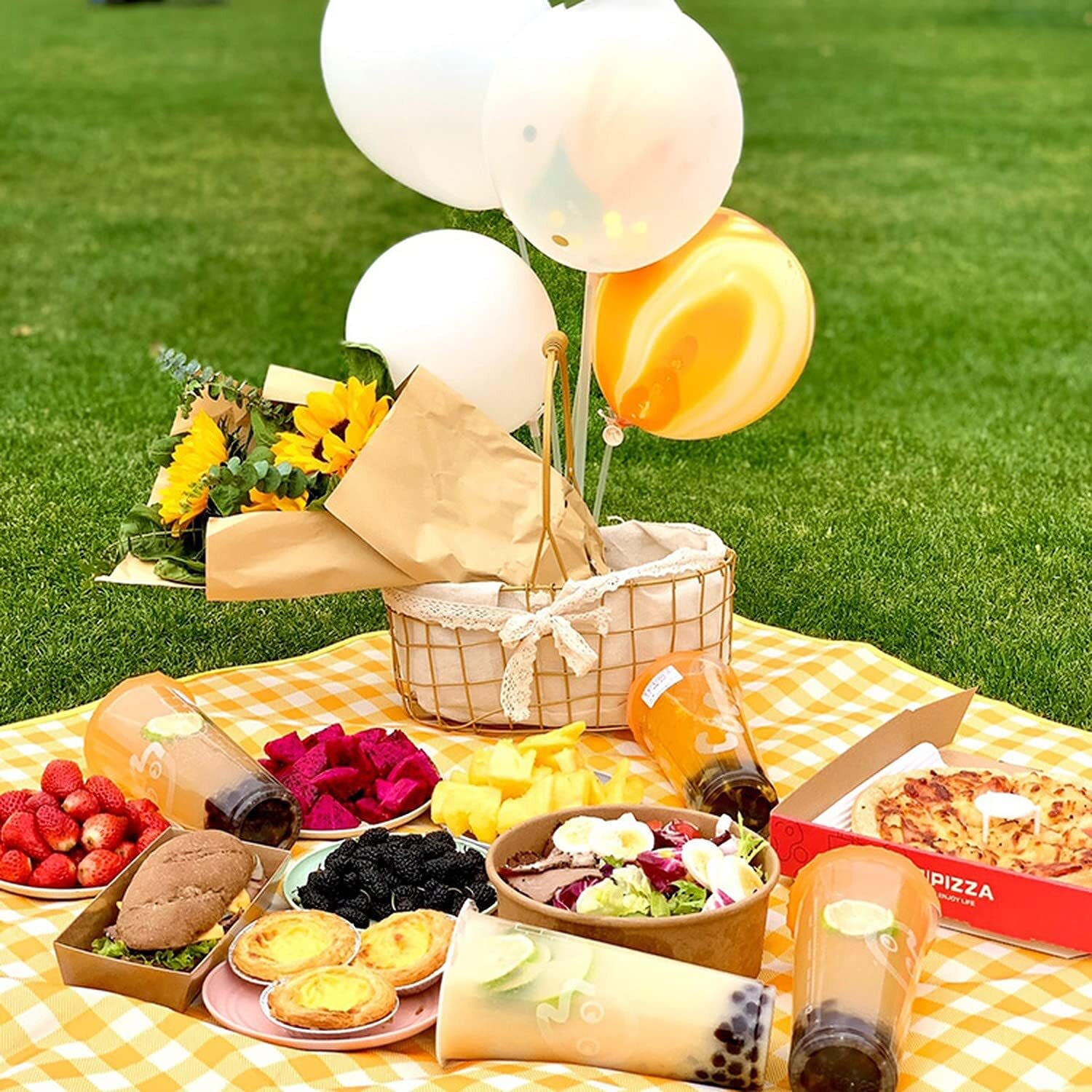Wolpin Picnic Mat Waterproof Blanket Extra Large (100 x 150 cm) Checkered Picnic Blankets Beach, Outdoor, Camping on Grass Travel Sandproof Foldable Portable (Yellow & White)
