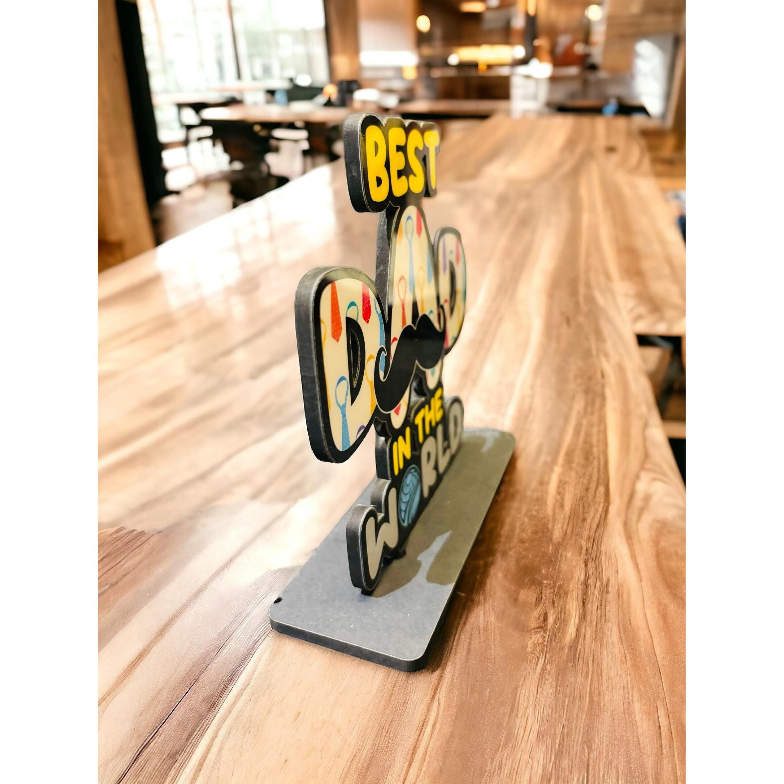 WARMINGO DE Best Dad In The World Wooden Trophy gift For Father or Dad | Fathers day Gift | Best Gift For Dad (Multicolor 6 x 5.5 Inches)