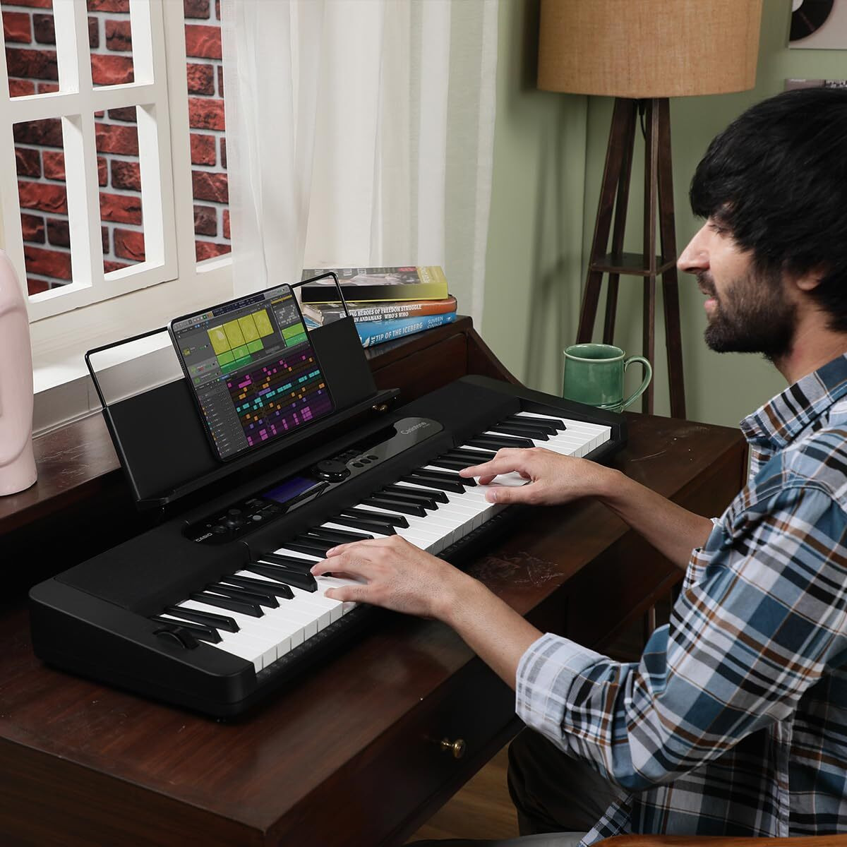 Casio Casiotone CT-S1 61-key Touch Sensitive Portable Keyboard - BLACK