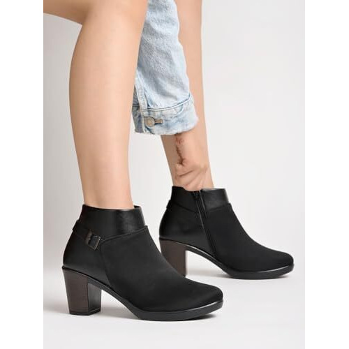Shoetopia Women's Flat Boots