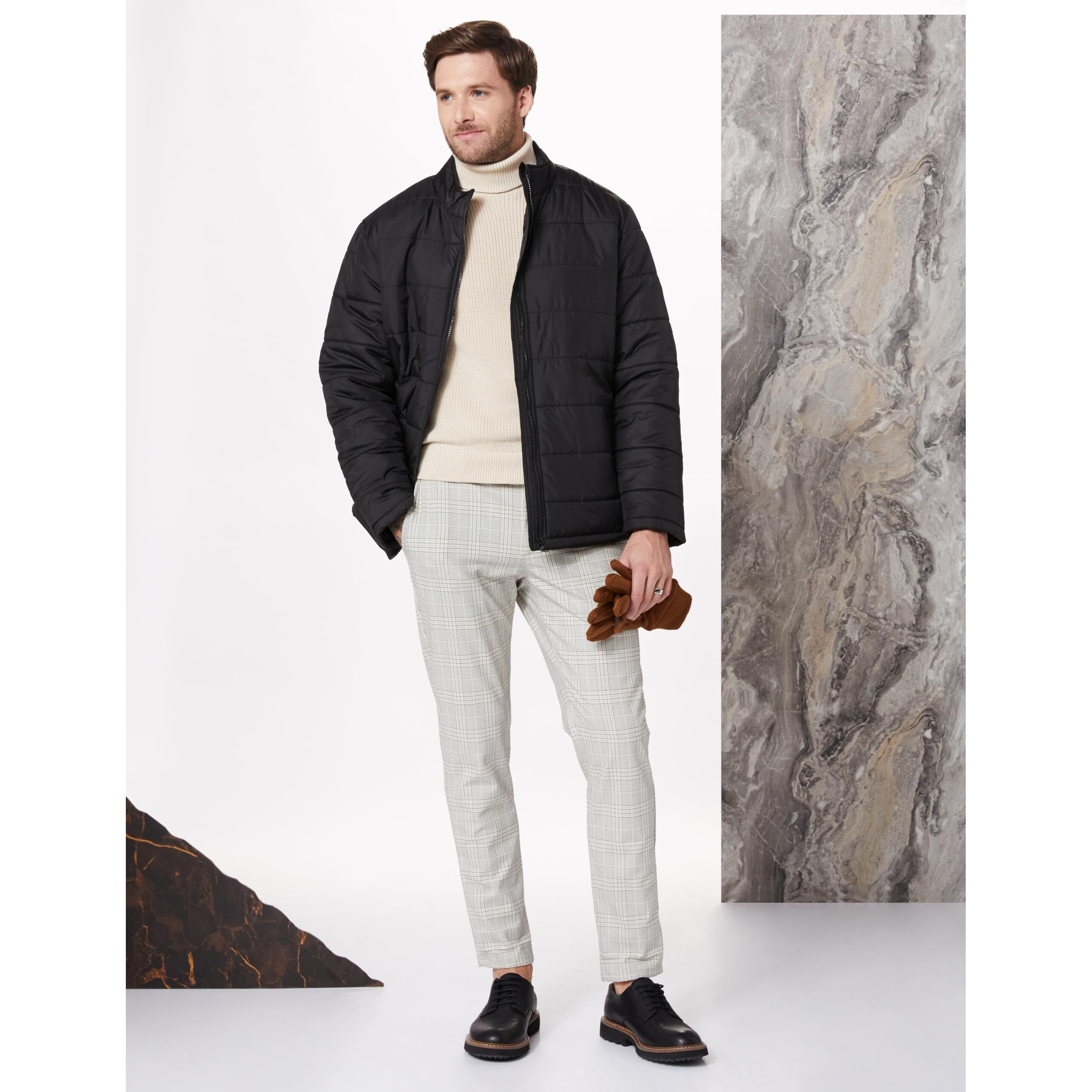 Amazon Brand - Symbol Men's Solid Full Sleeves Regular Fit Bomber Standard Length Jacket (AZ-TR-AW03_Black_L)