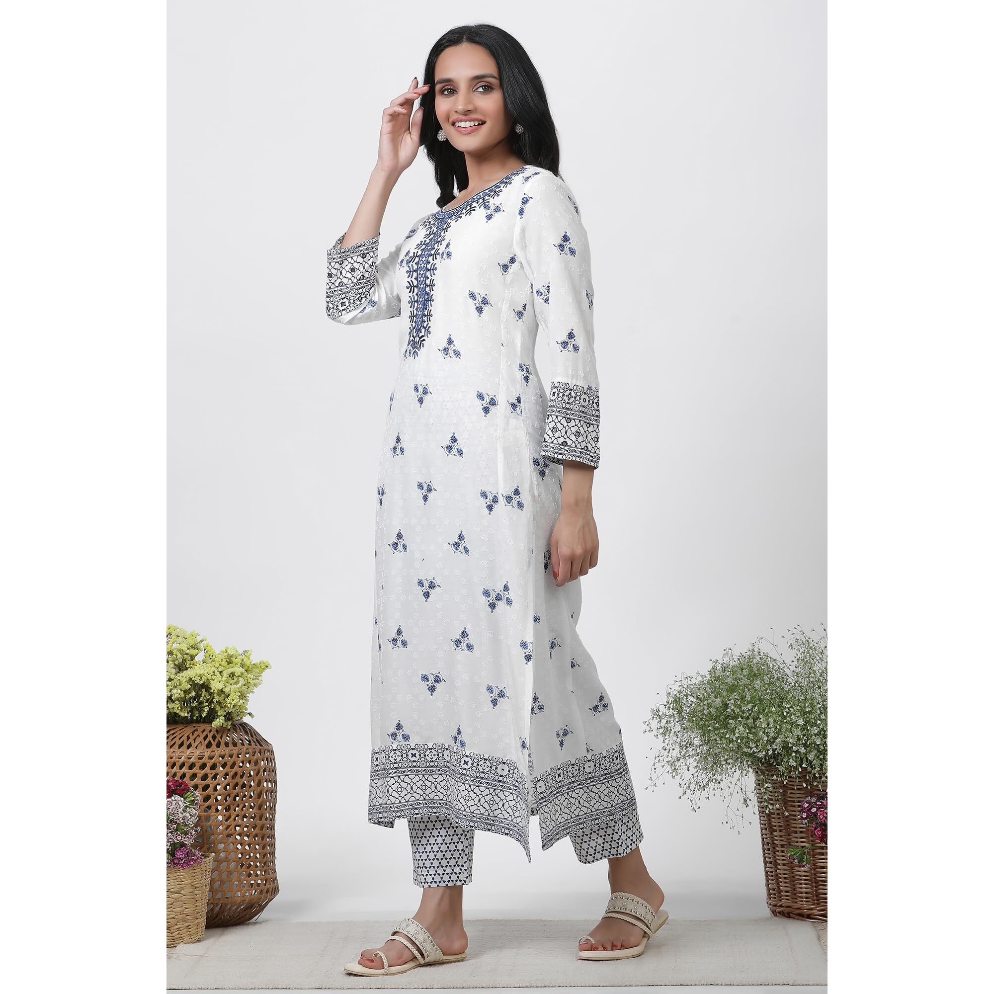 W for Woman White Festive Floral Print Viscose Straight Kurta Set with Straight Pant & Dupatta_24FEWS10621-122989_2XL