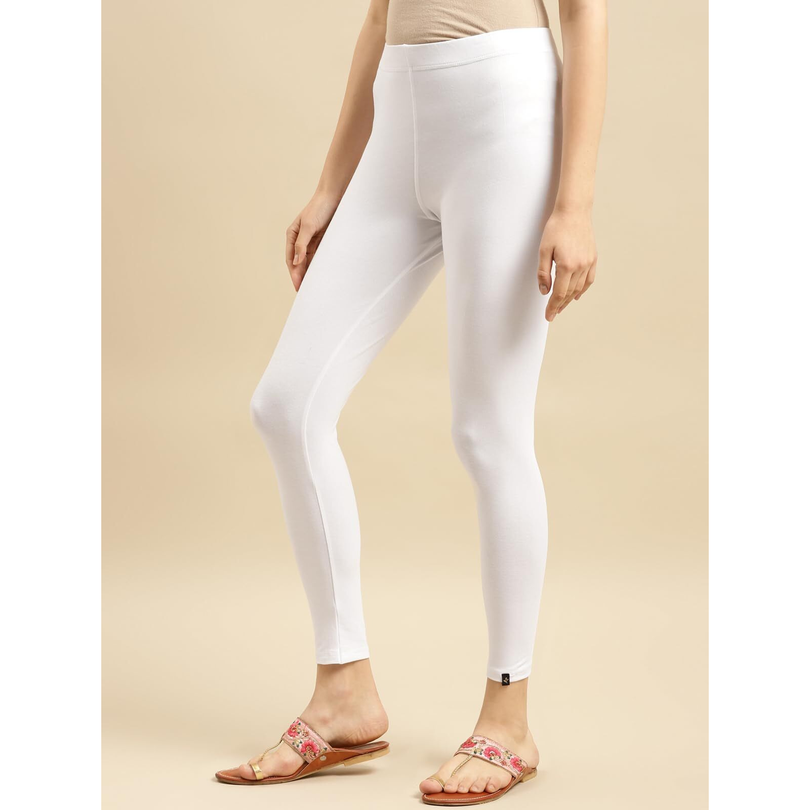 rangita Women Cotton White Solid Ankle Length Legging, S