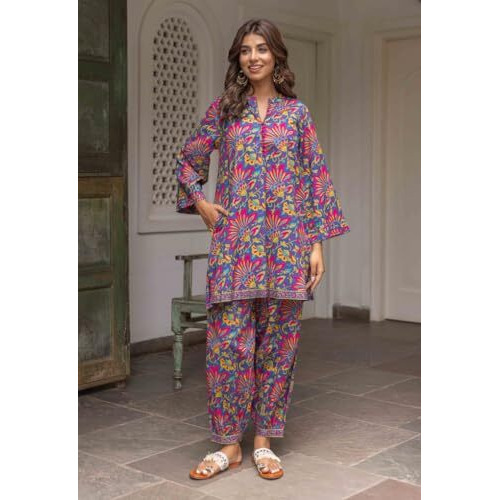 LookMark Kurta Set Ethnic Finesse Redefined Add a Touch of Grace to Your Wardrobe with Our Cotton Blend Printed Kurti Pant Sets Pink