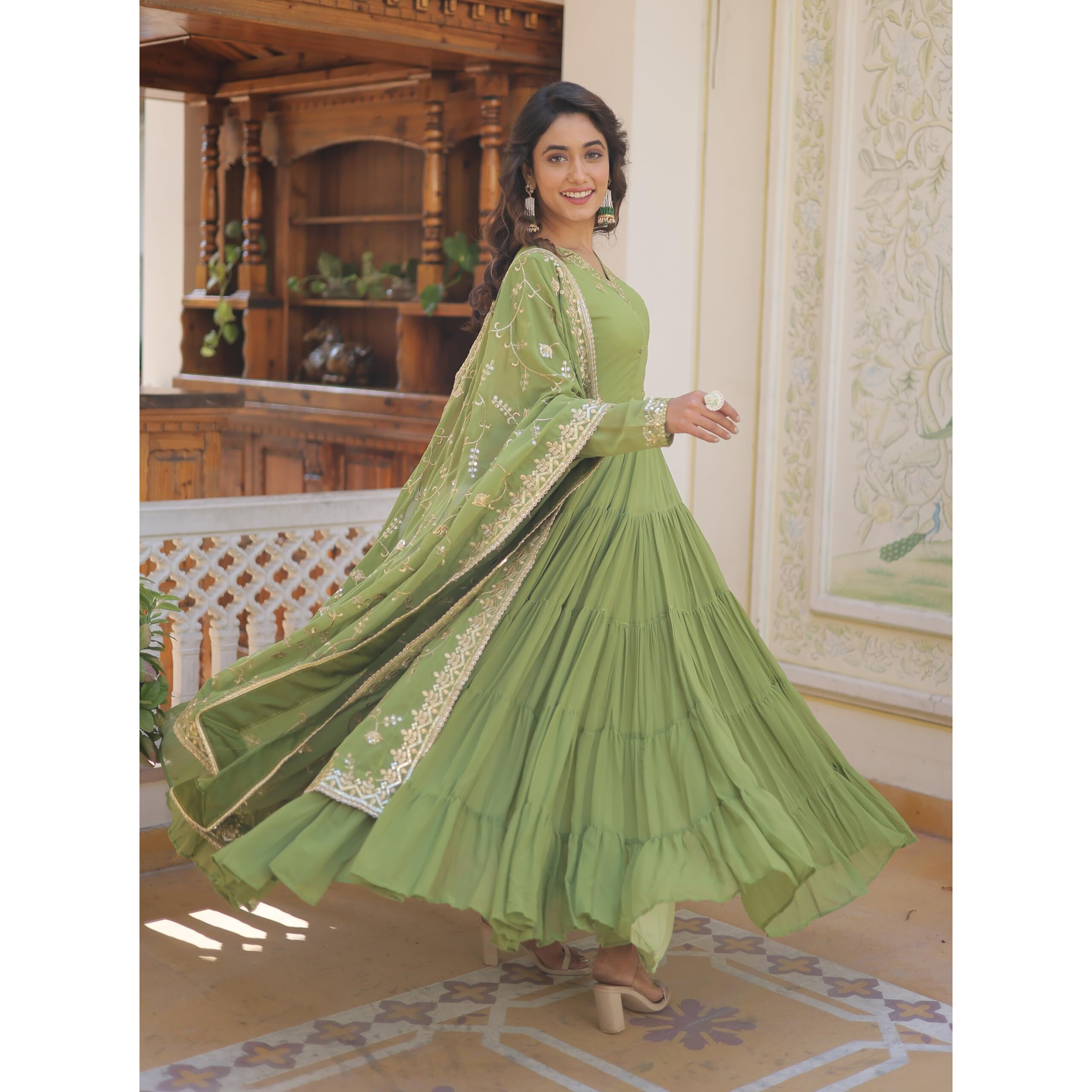 Wedani Georgette Embroidered Work Anarkali Kurta Set for Womens (in, Alpha, 2XL, Regular, Green)