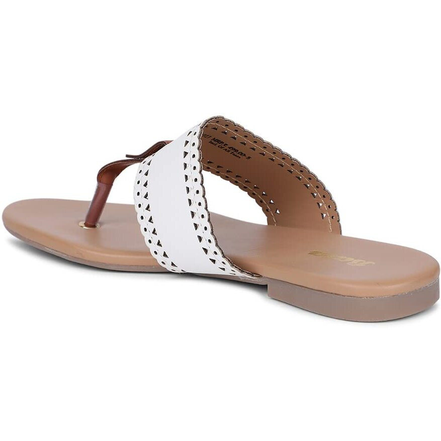 Bata Women's Blake Thong (5711225_White_6 Uk)