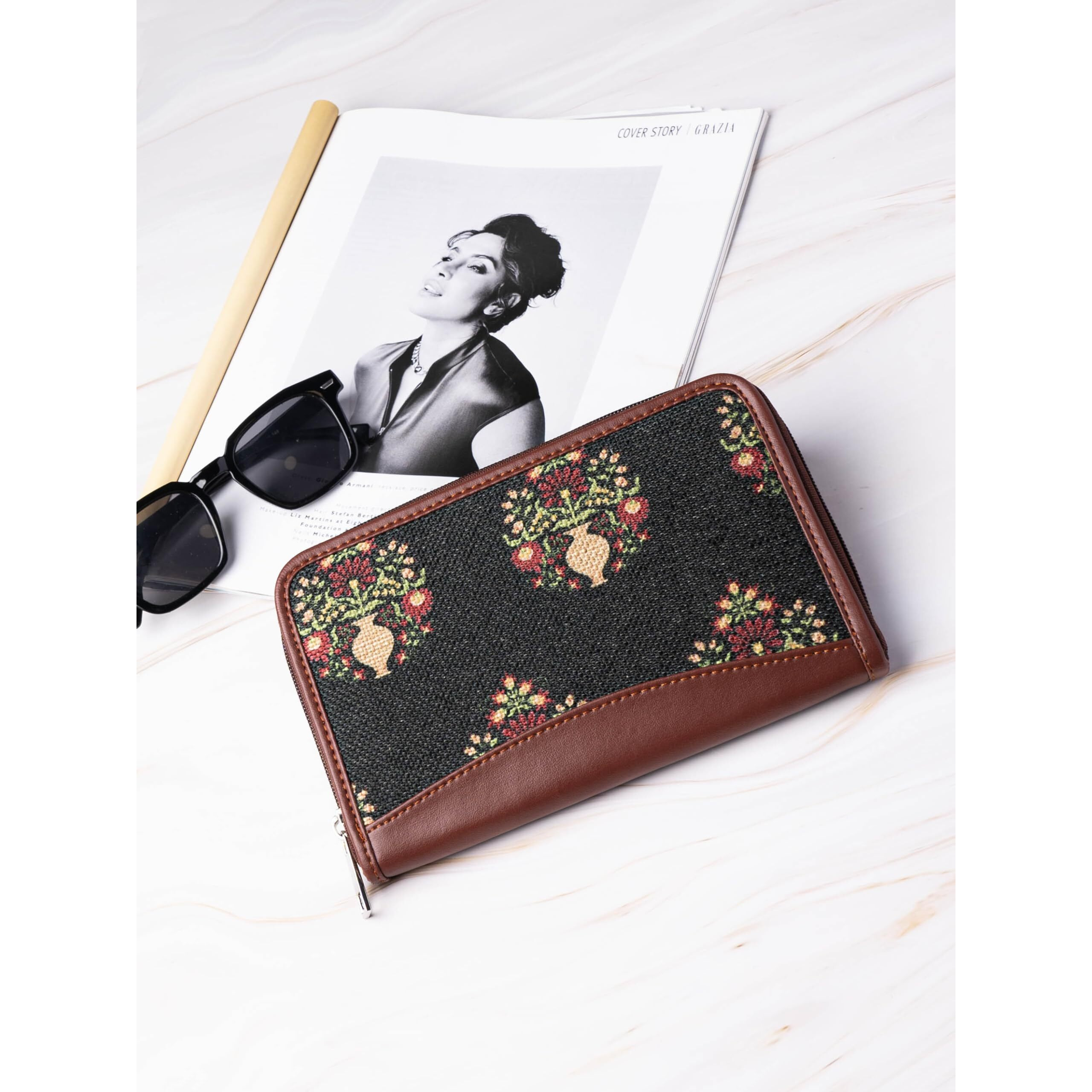 Zouk Women's Handmade Vegan Leather Wallets And Jute Purse For Ladies - Clutch With Indian Print - Wallets For Mobile Phones
