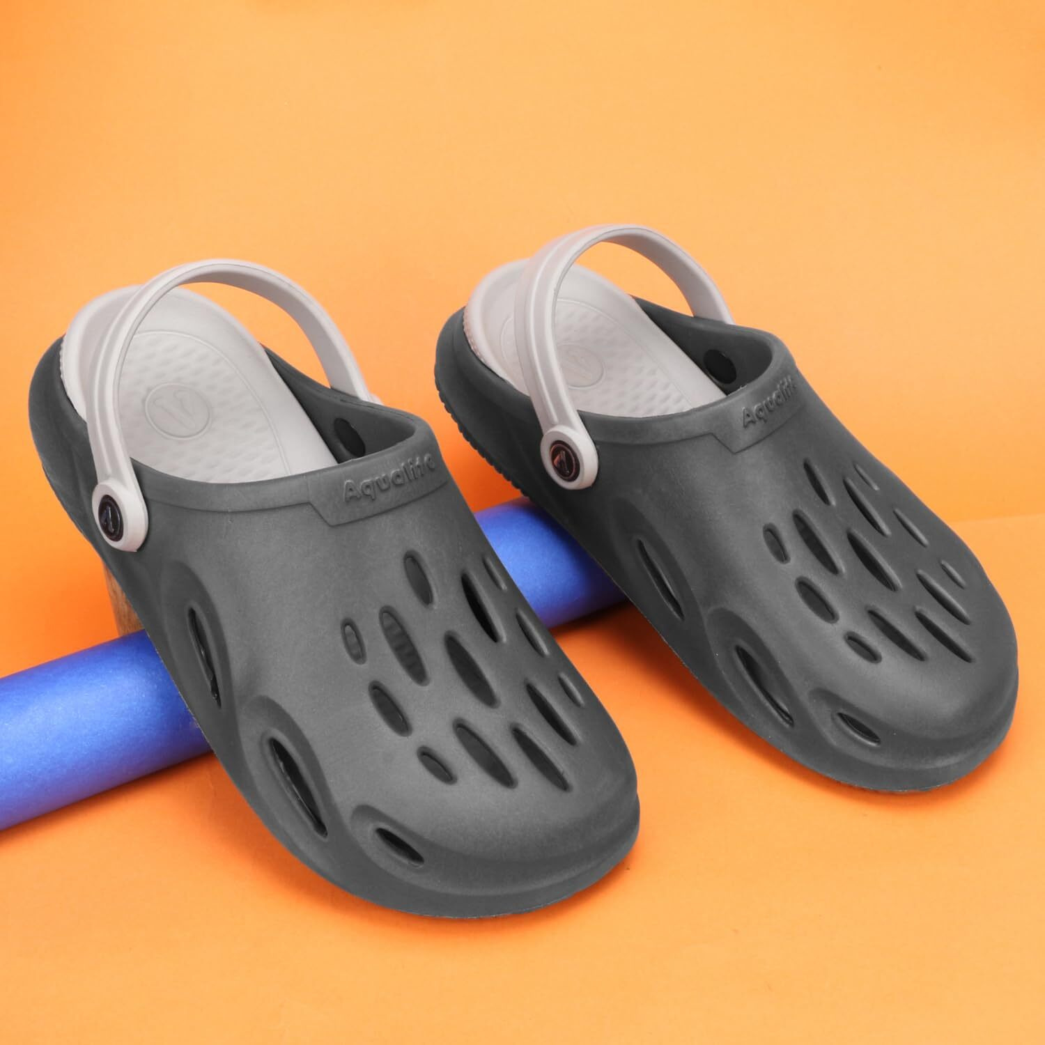 Aqualite Men's Dark Grey & Light Grey Anti-Skid Clogs - 6 Uk