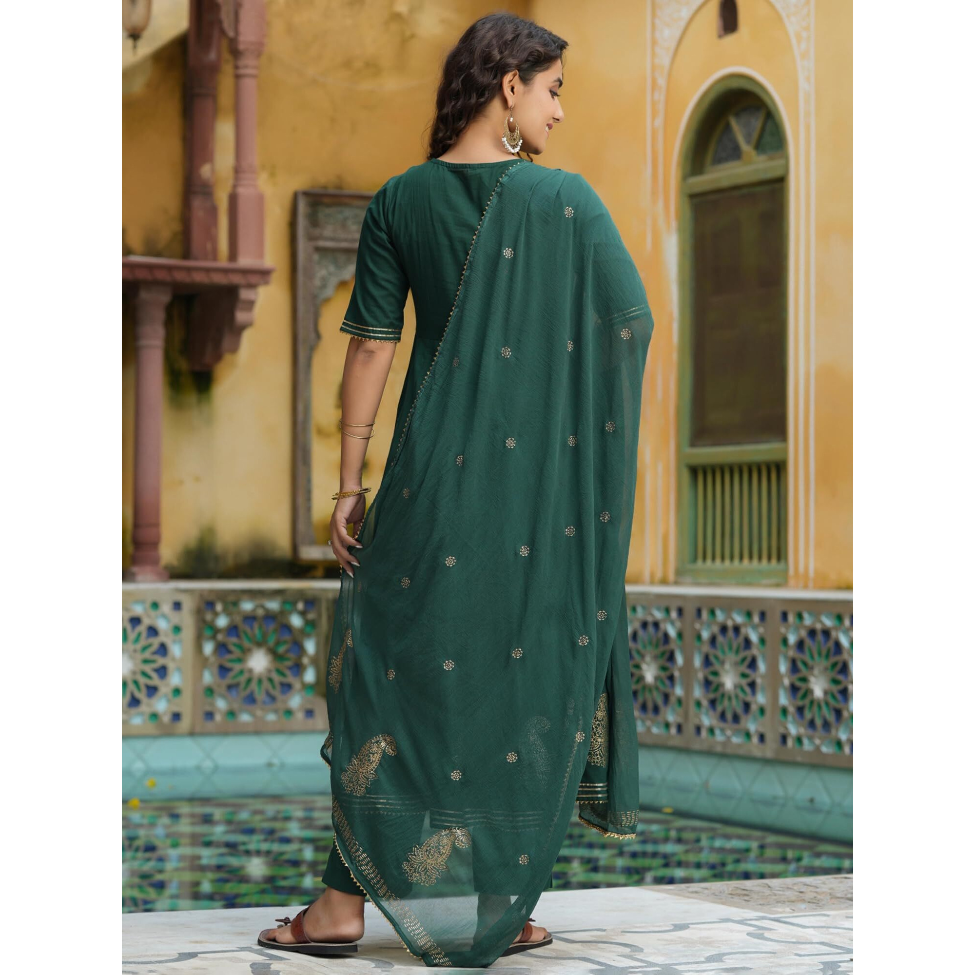 Vaamsi Women's Pure Cotton Printed Kurta Pant Dupatta Set (Vkskd1218_M_Green)