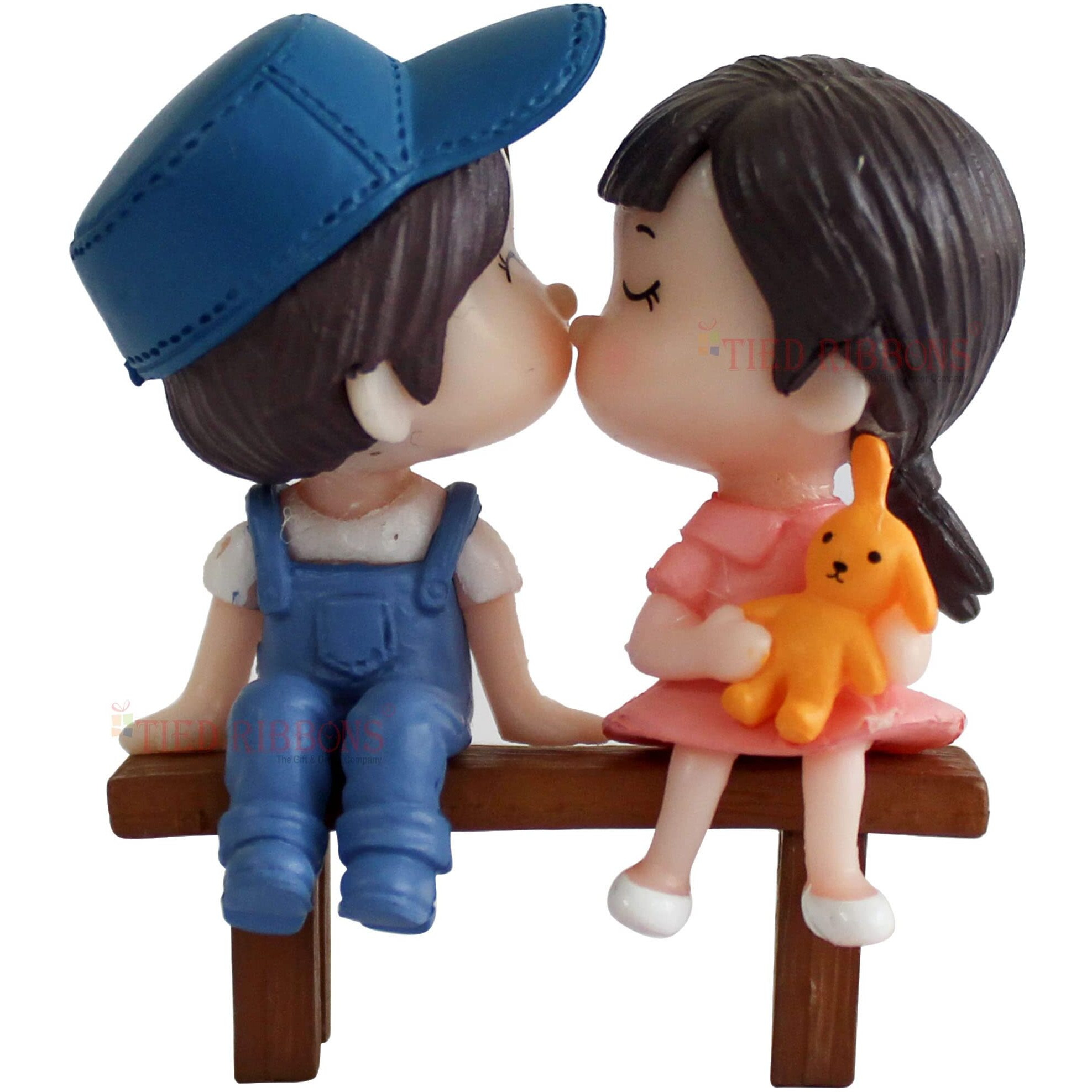 Tied Ribbons Valentine Gift Decorative Miniature Romantic Love Couple Statue Showpiece Gift For Girlfriend Boyfriend Husband Wife Girls Boys Wedding Anniversary Birthday Valentine Gifts