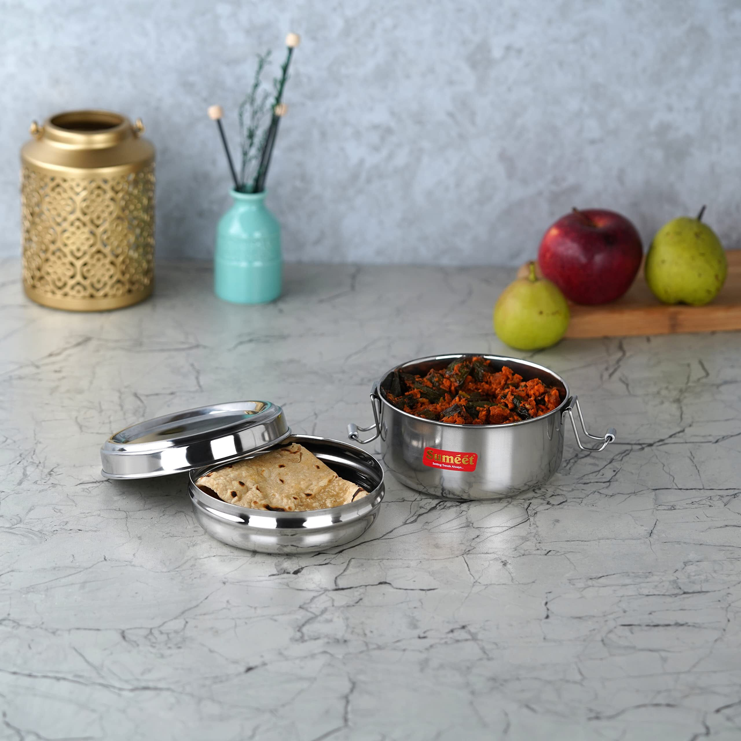 Sumeet Stainless Steel Meal Pack Lunch Box/Tiffin With Steel Separator Plate And Locking Clip, 300Ml, 11.5Cm Dia, Silver